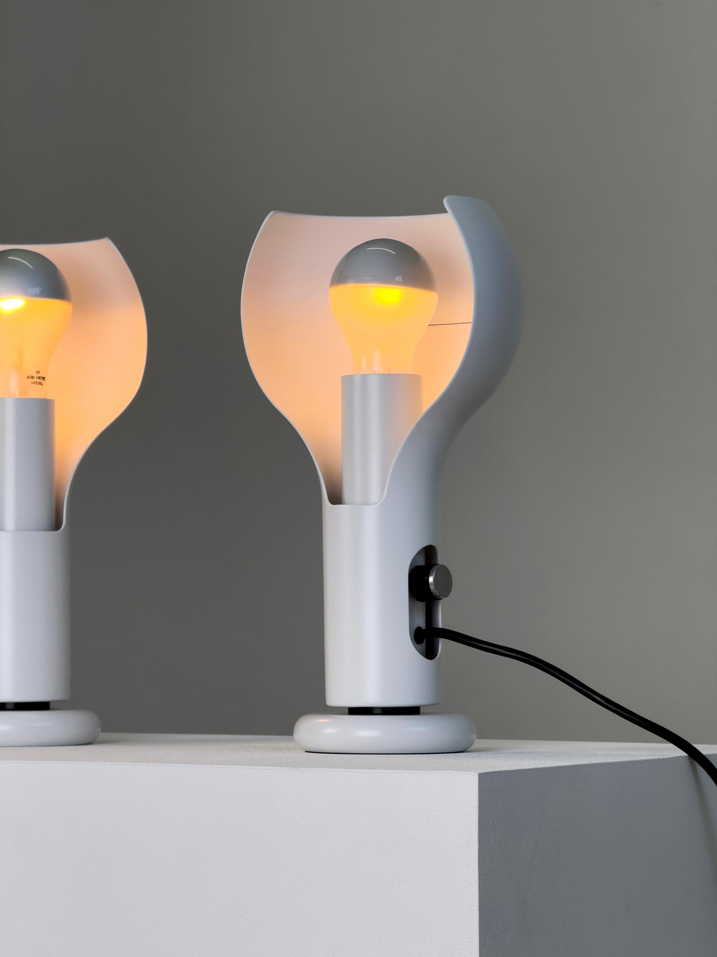 1ère édition des lampes de table Flash, Model No 2207, par Joe Colombo pour O-Luce, Italie 1968 Bon état - En vente à Milano, IT