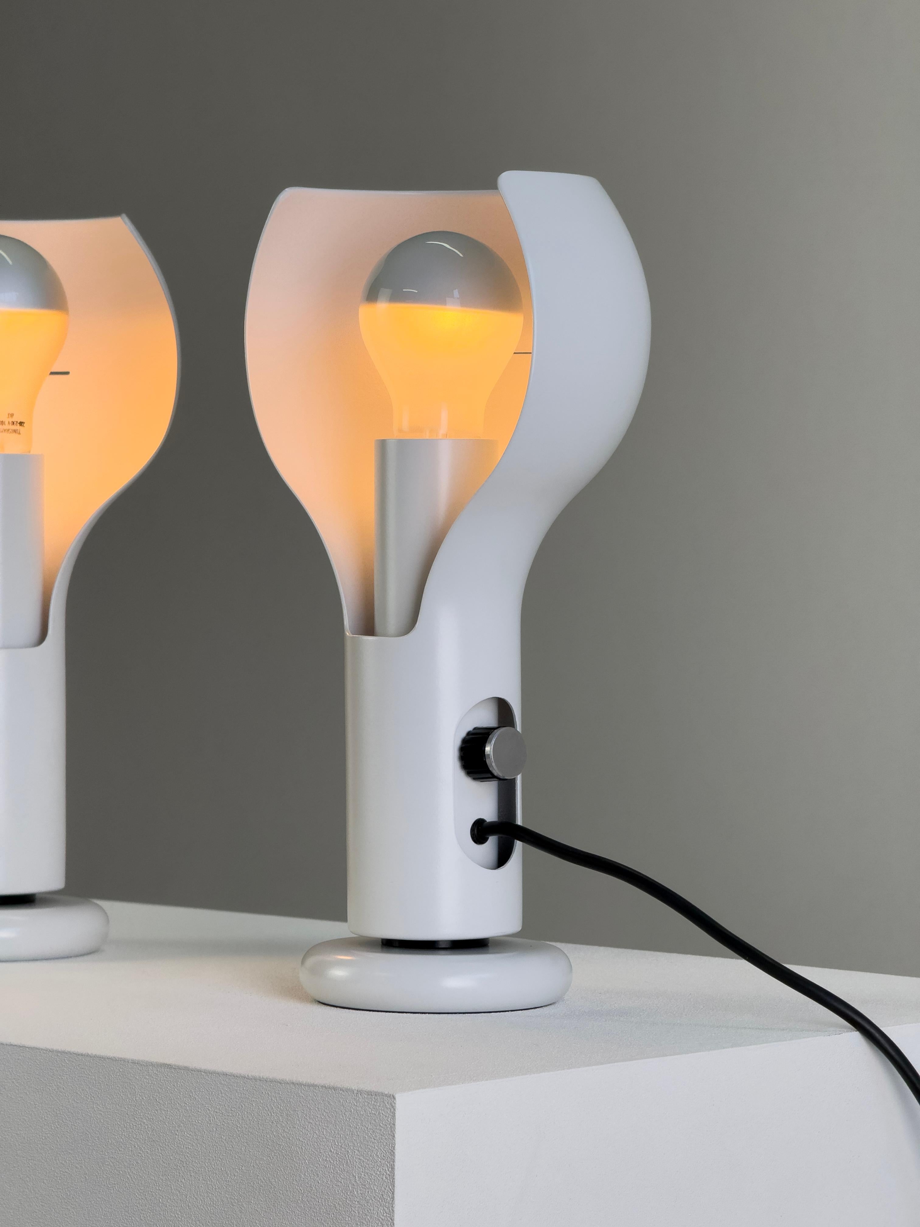 Milieu du XXe siècle 1ère édition des lampes de table Flash, Model No 2207, par Joe Colombo pour O-Luce, Italie 1968 en vente