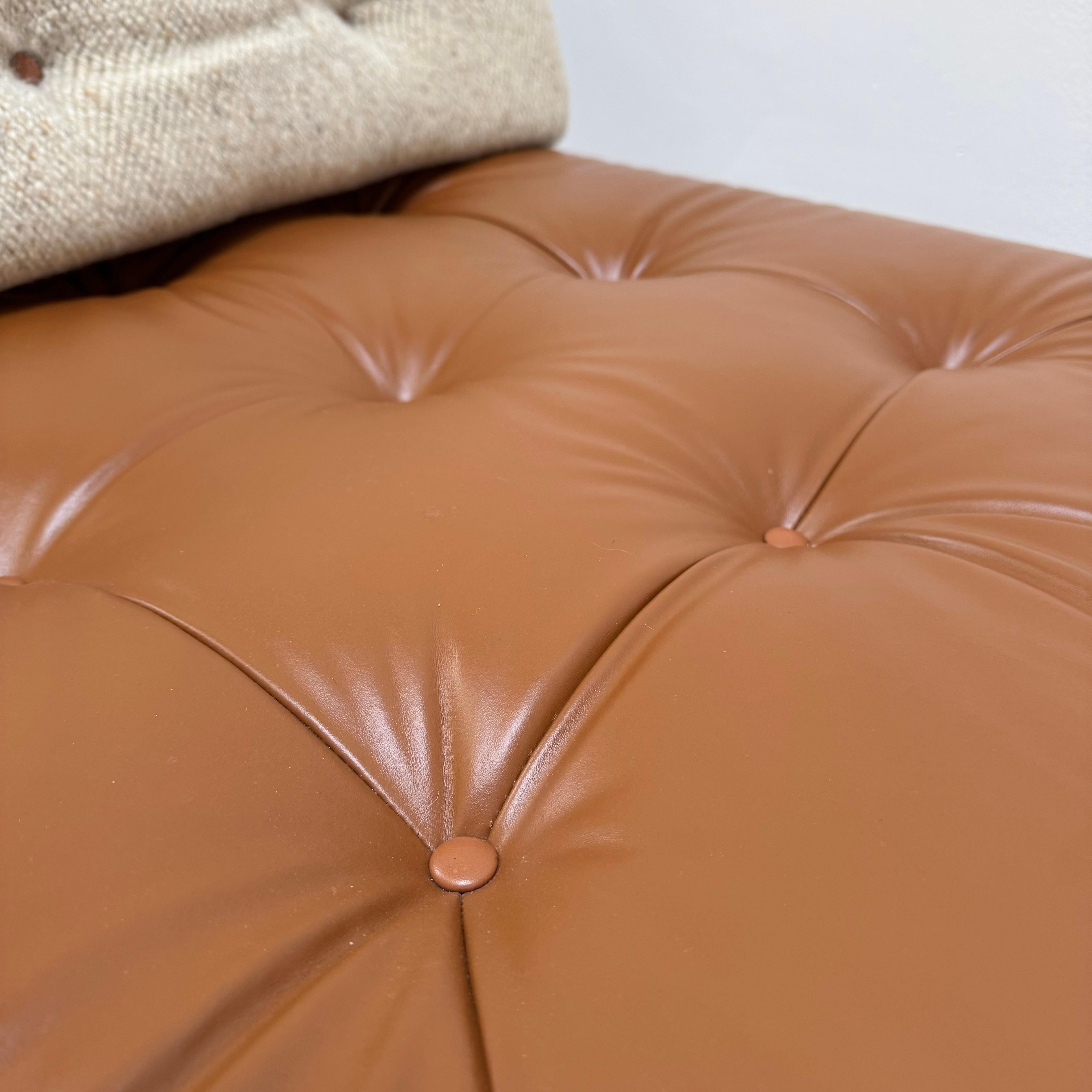 1st Edition Mah Jong Sofa by Hans Hopfer for Roche Bobois, France circa 1971 13
