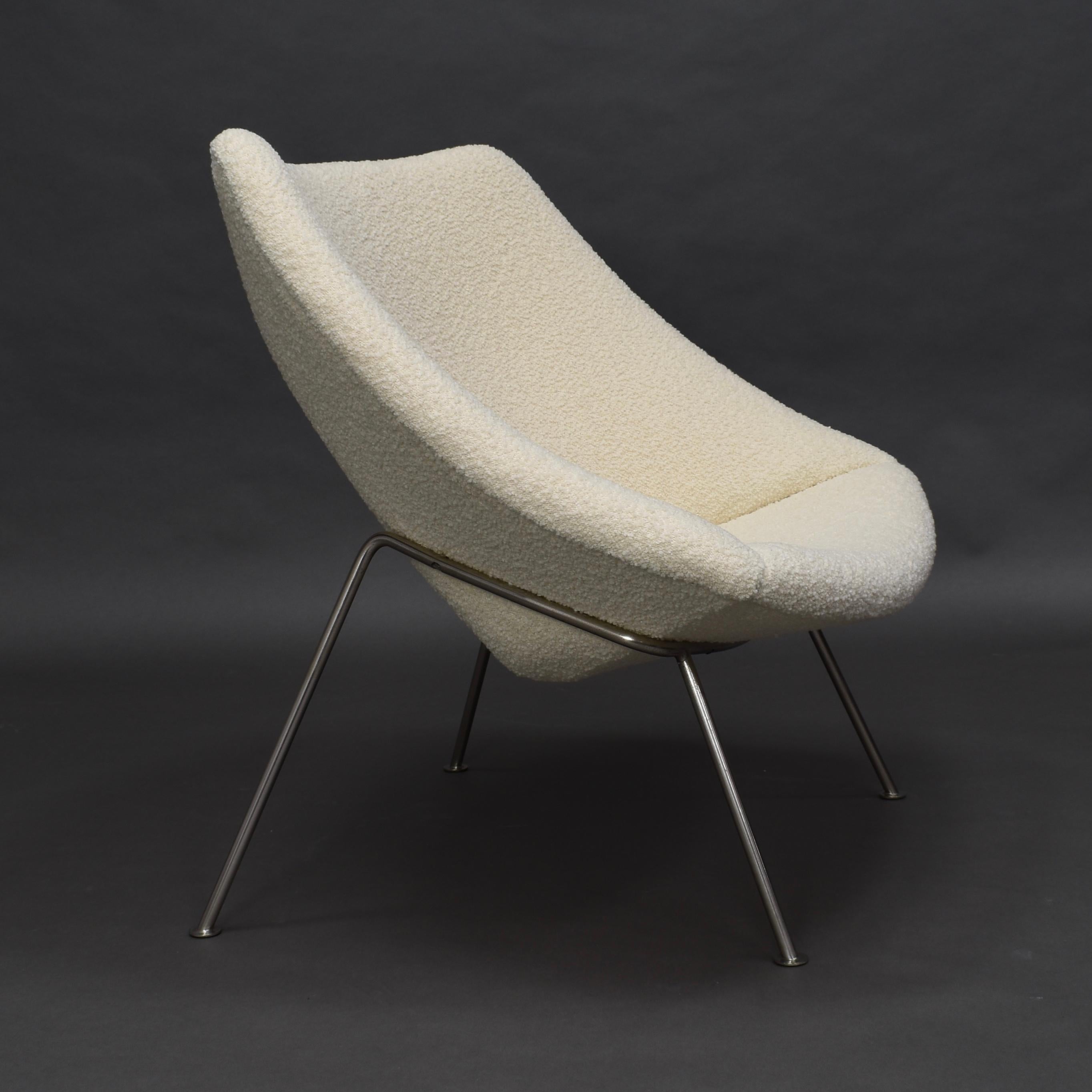 1st Edition Oyster Lounge Chair by Pierre Paulin Artifort New Upholstery, 1965 For Sale 7