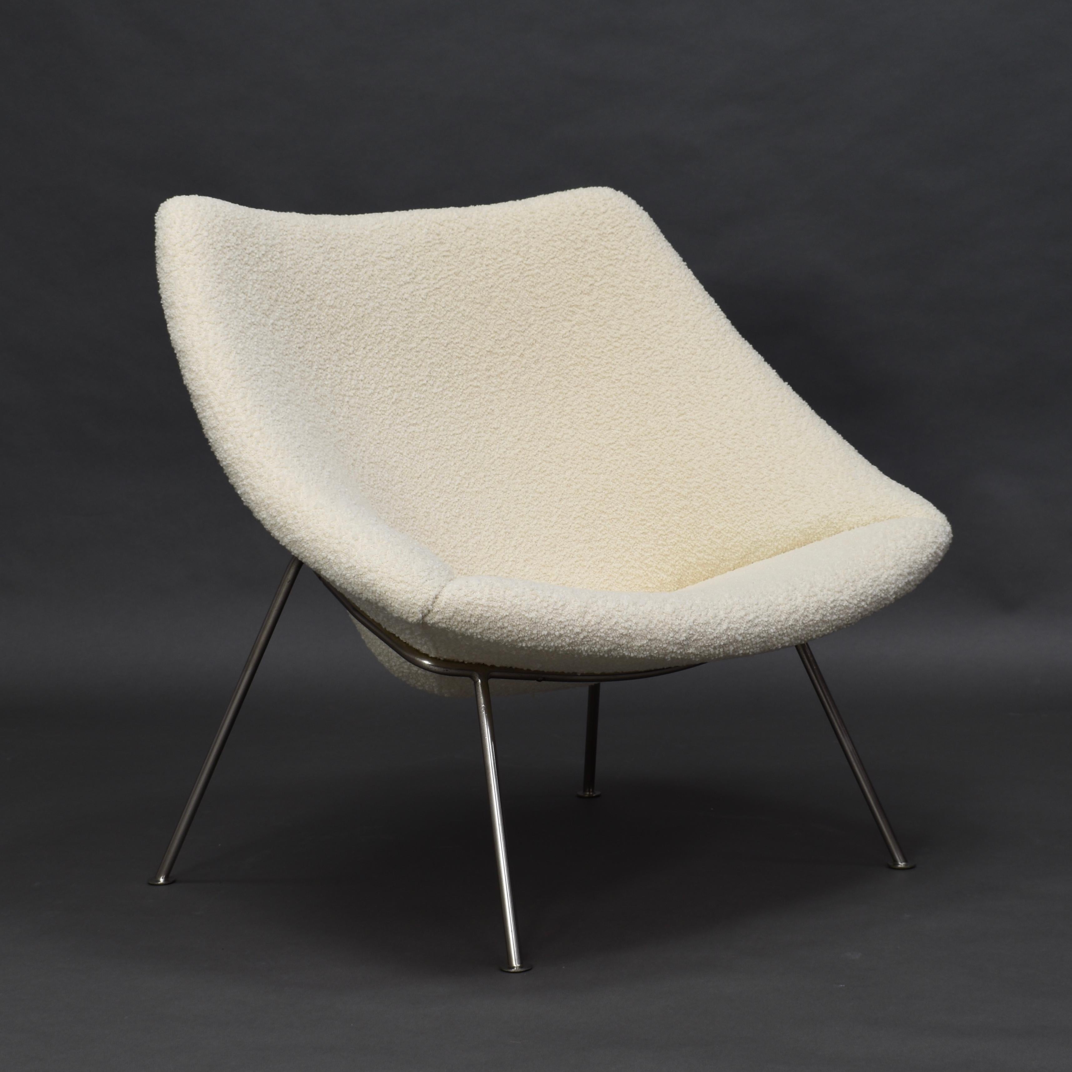Dutch 1st Edition Oyster Lounge Chair by Pierre Paulin Artifort New Upholstery, 1965 For Sale