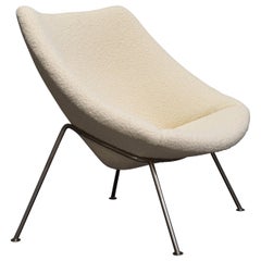 Used 1st Edition Oyster Lounge Chair by Pierre Paulin Artifort New Upholstery, 1965