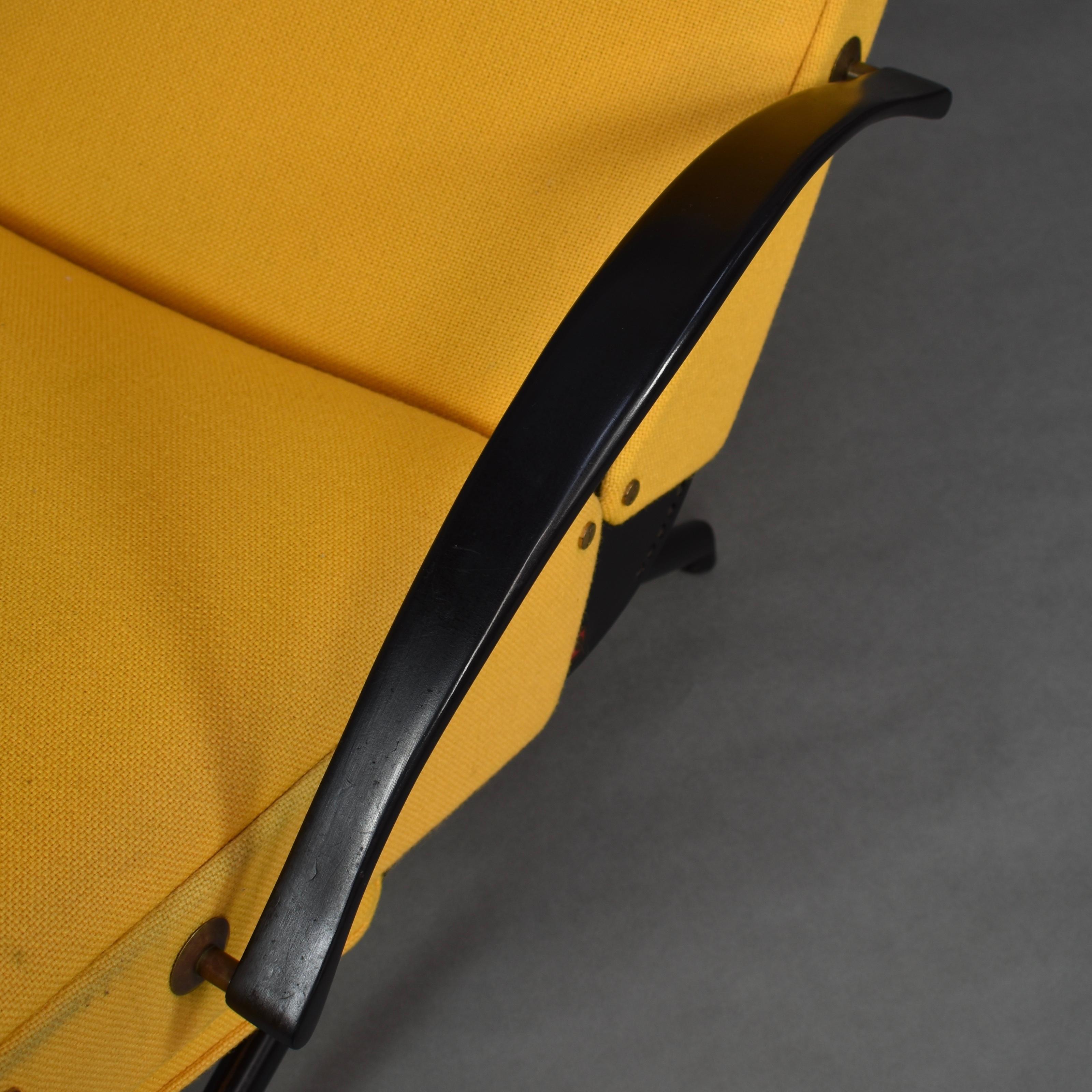 First Edition P40 Lounge Chair by Borsani for Tecno, Italy, circa 1950 6
