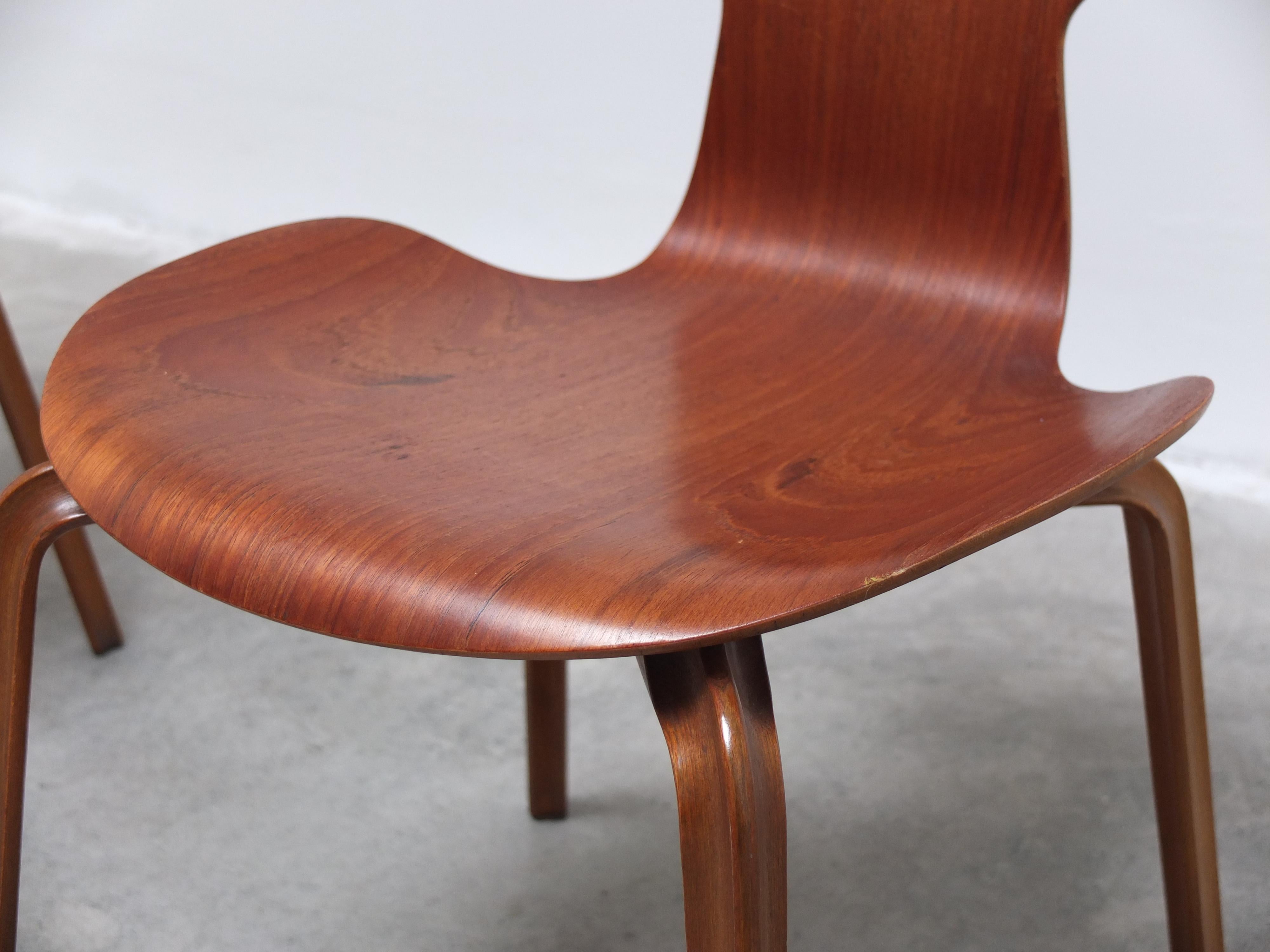 Paire de chaises 