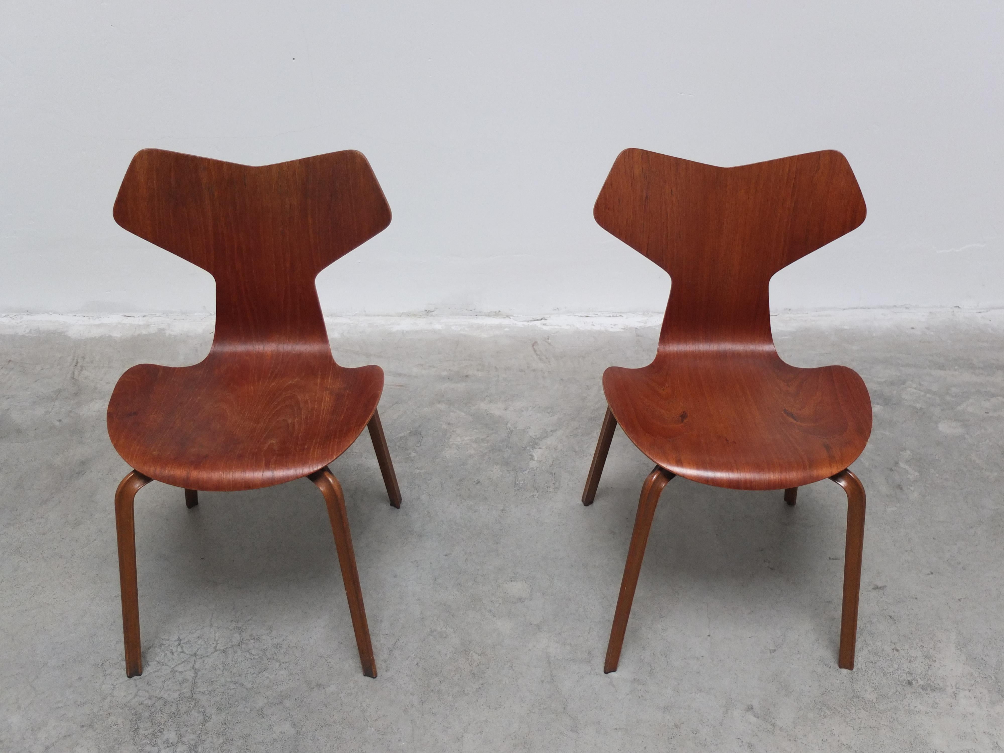 Paire de chaises 