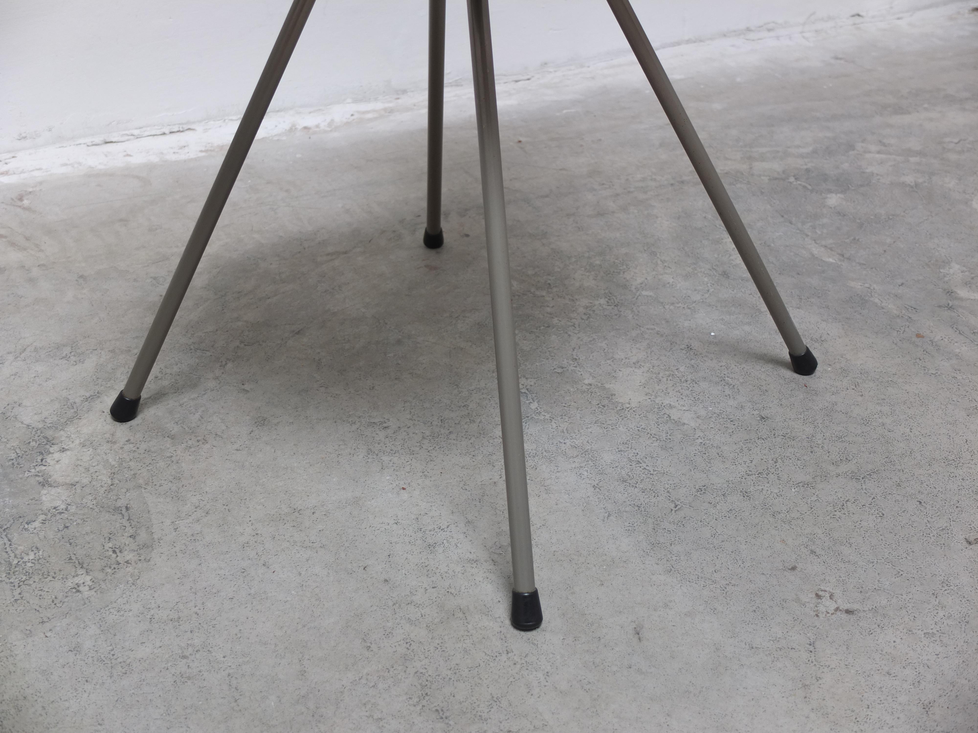 1st Edition Pair of 'Tongue' Chairs by Arne Jacobsen for Fritz Hansen, 1955 8