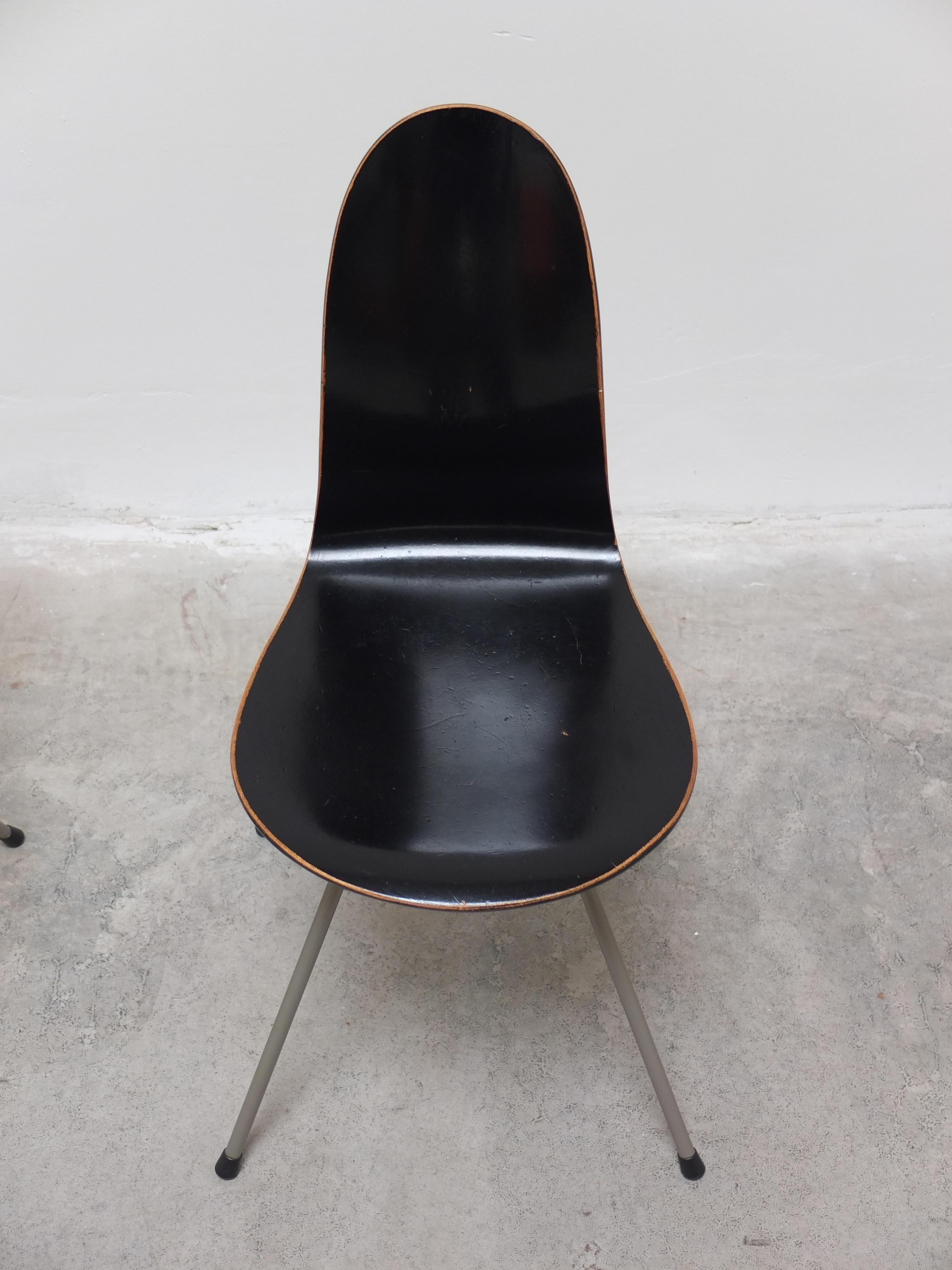 20th Century 1st Edition Pair of 'Tongue' Chairs by Arne Jacobsen for Fritz Hansen, 1955