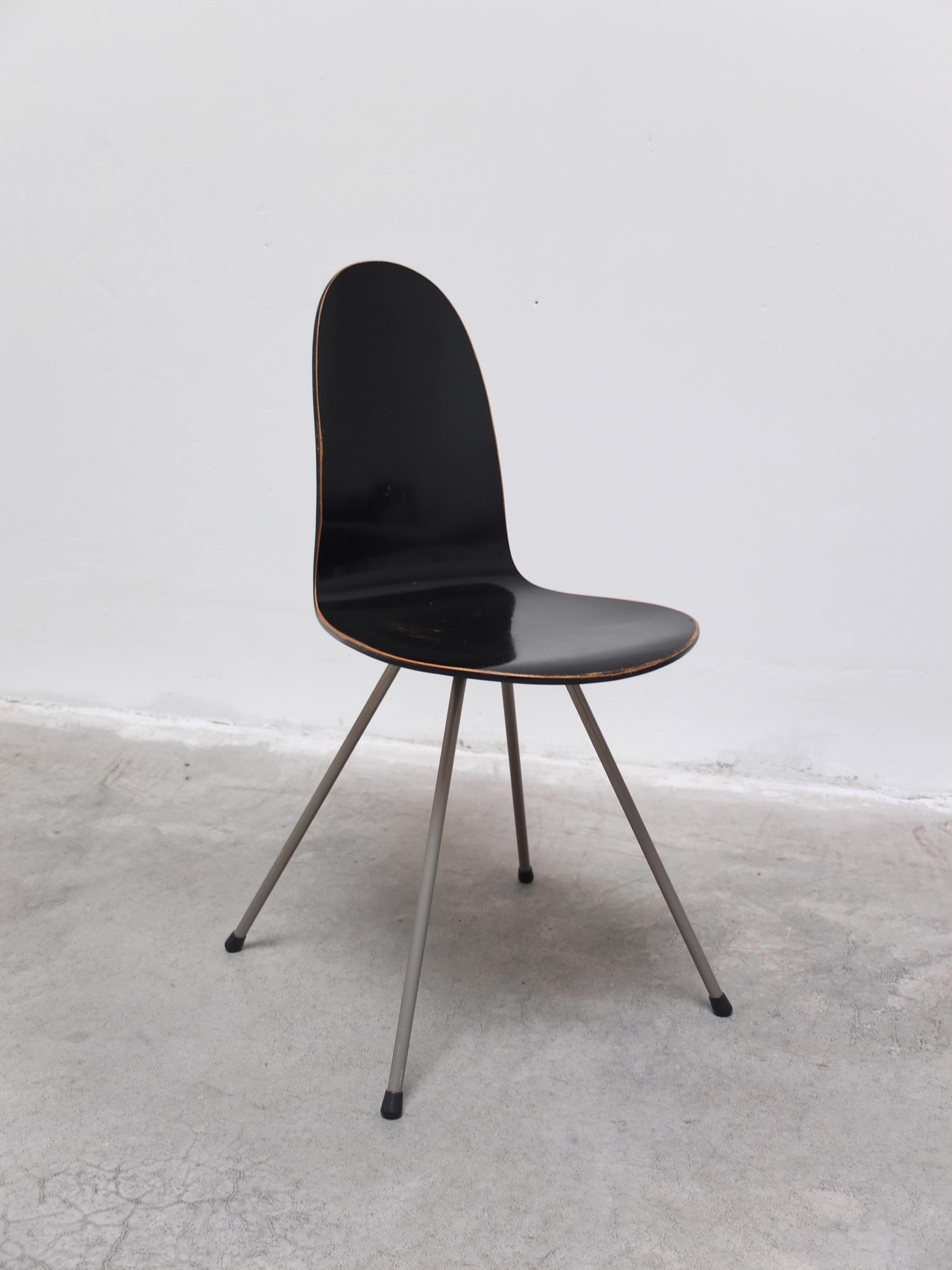 1st Edition Pair of 'Tongue' Chairs by Arne Jacobsen for Fritz Hansen, 1955 2
