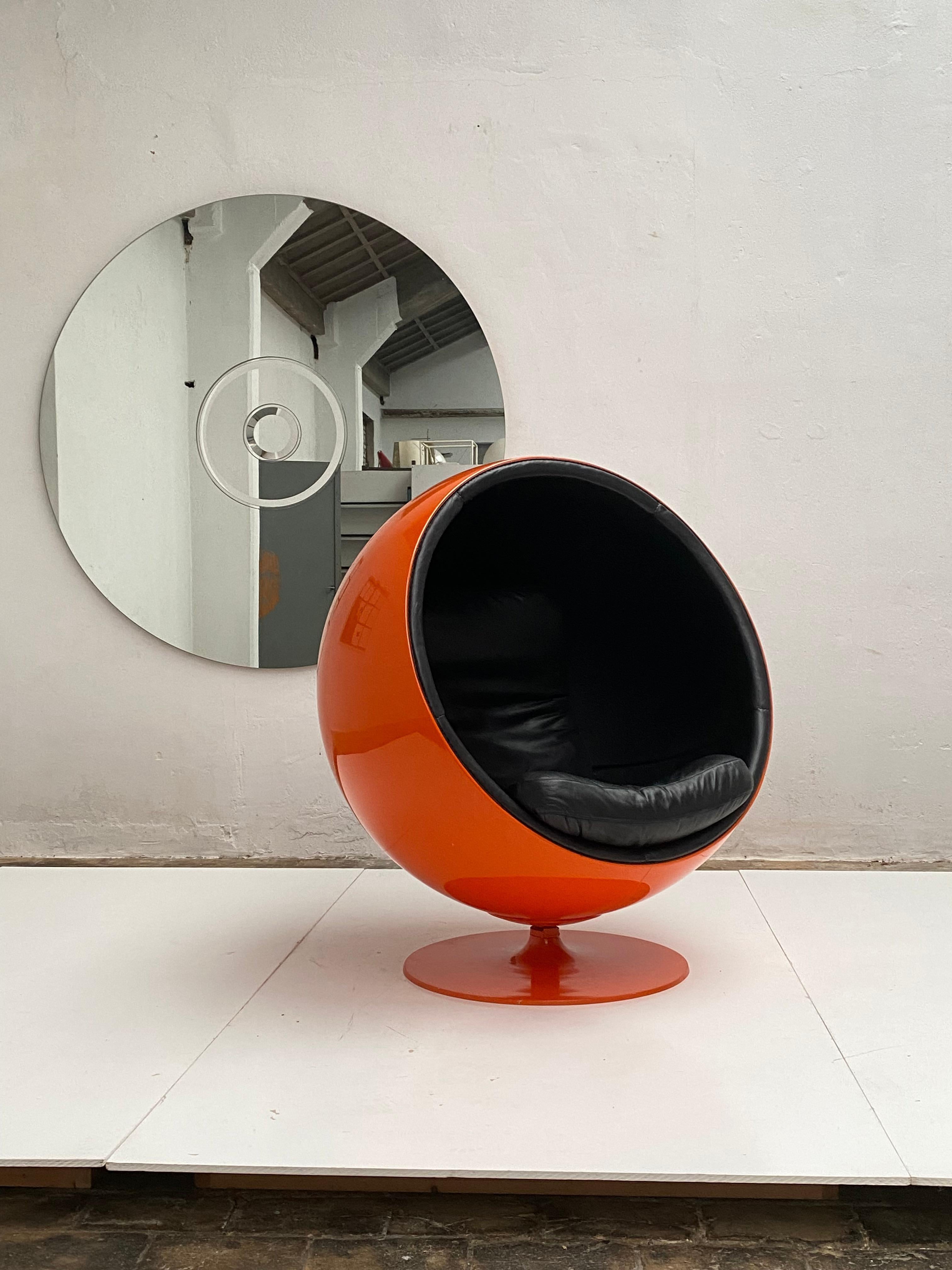 Mid-Century Modern 1st Edition Series Eero Aarnio Ball Chair, Asko Finland Custom Order in Leather