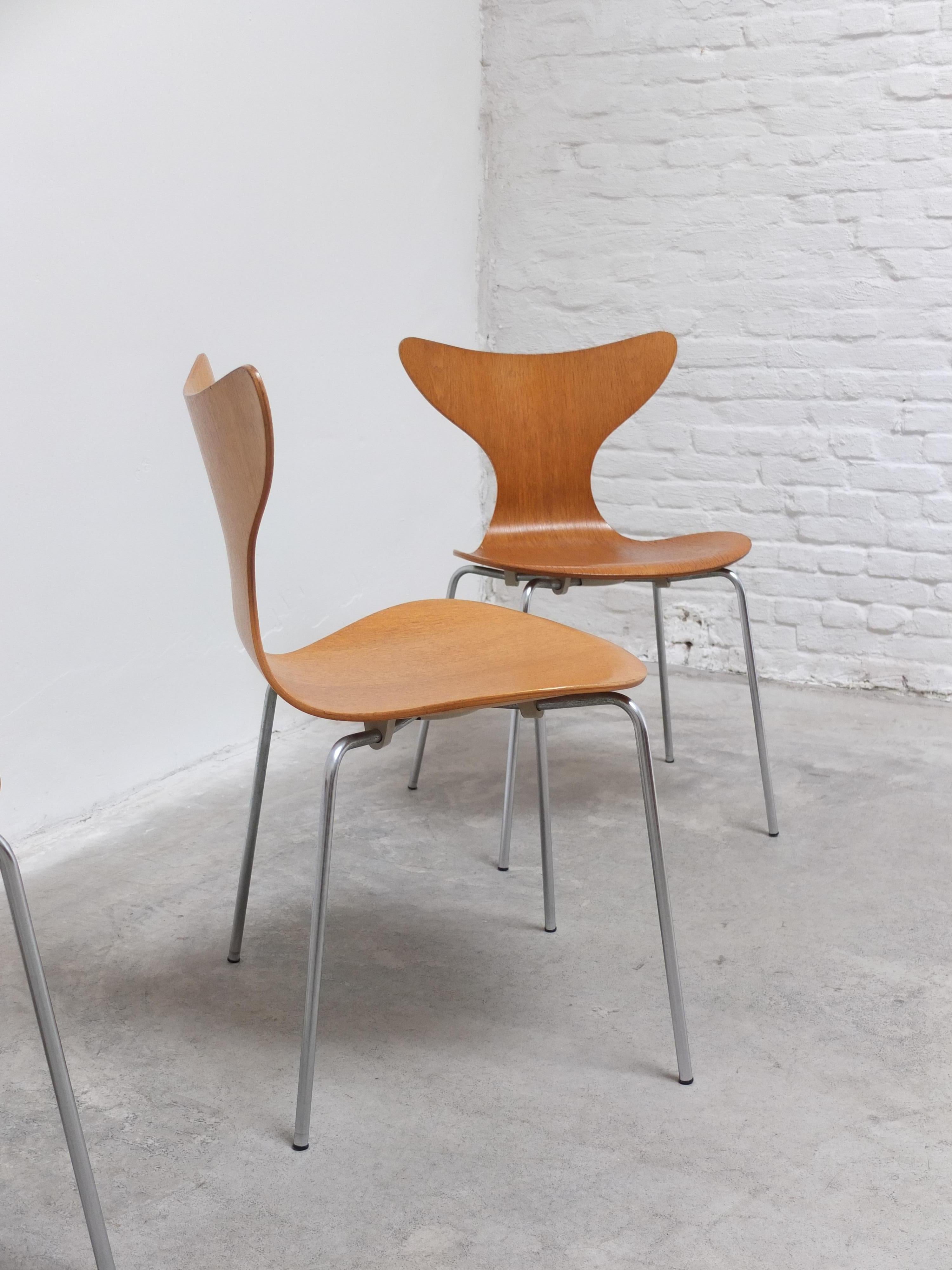 Ensemble de 4 chaises 