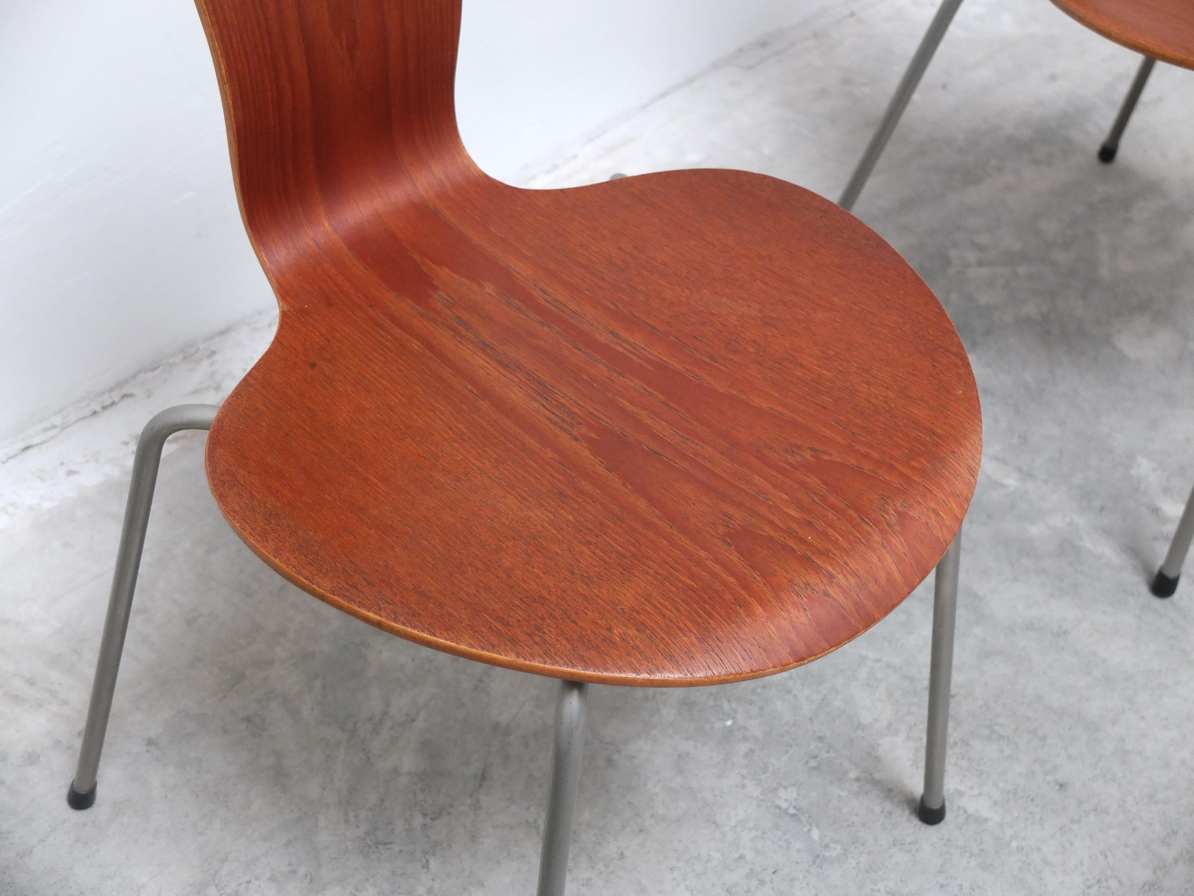 Satz von 4 „Mosquito“-Stühlen von Arne Jacobsen für Fritz Hansen, 1. Auflage, 1955 im Angebot 3