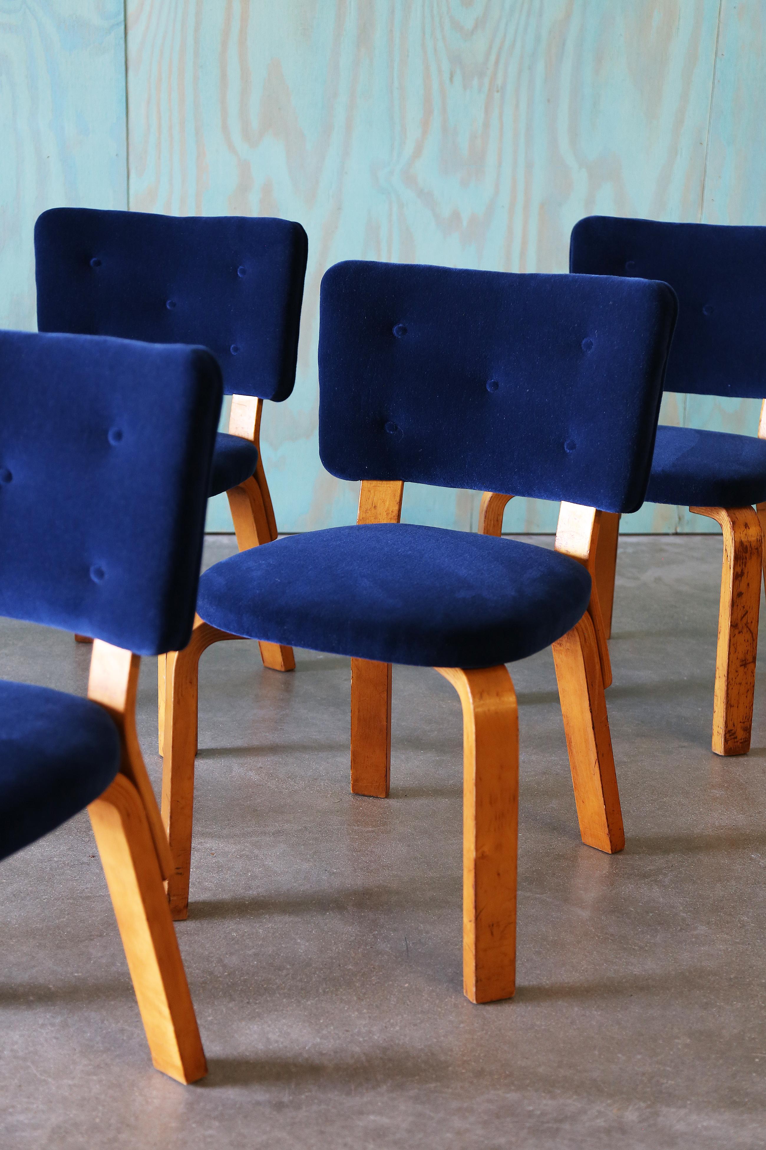 1ª Edición Juego de 6 sillas Alvar Aalto para FinSven Model 62, 1934 Mohair en venta