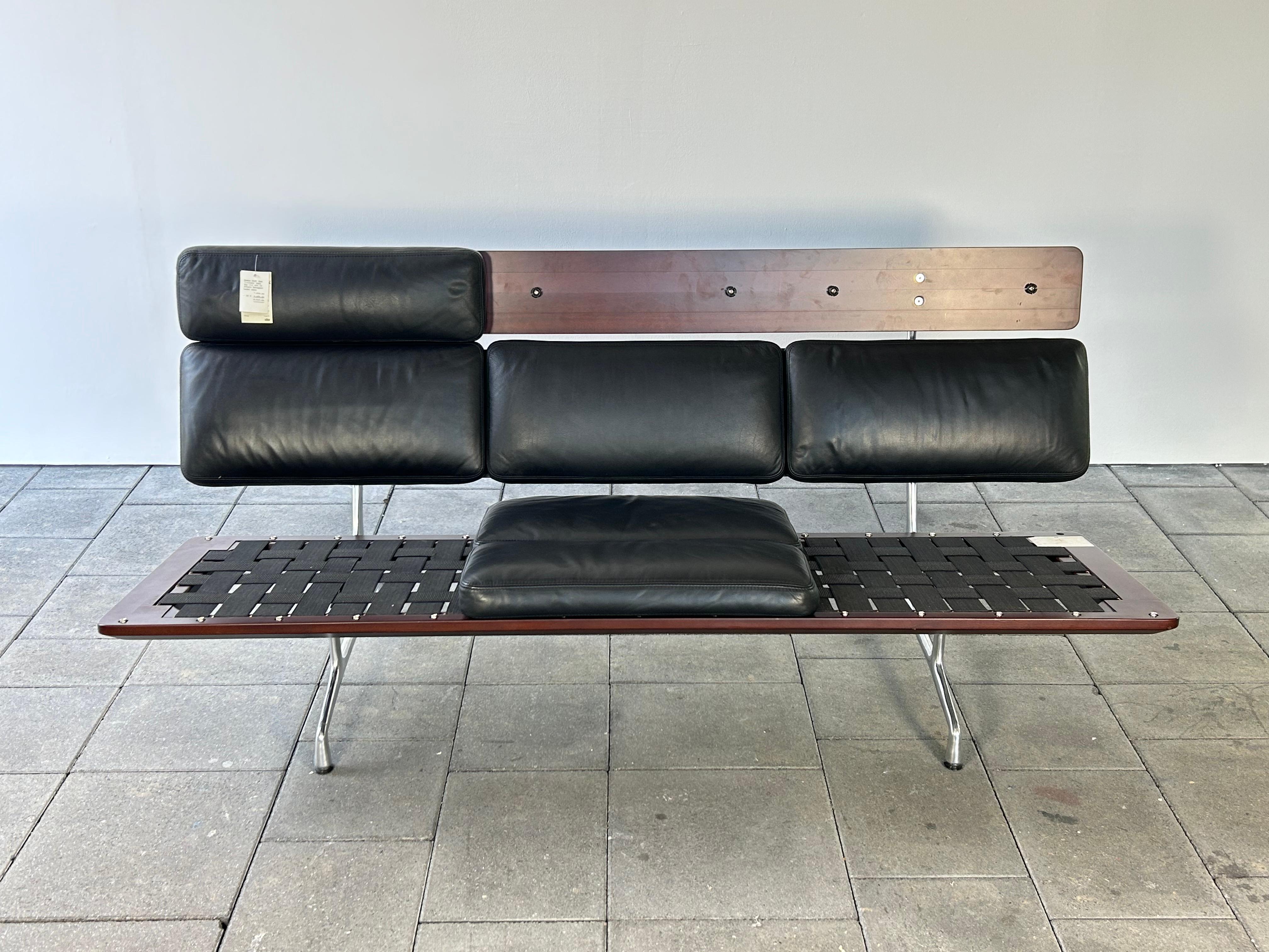 1st Edition Softpad Sofa ES108 Designed by Charles & Ray Eames, 1984 11