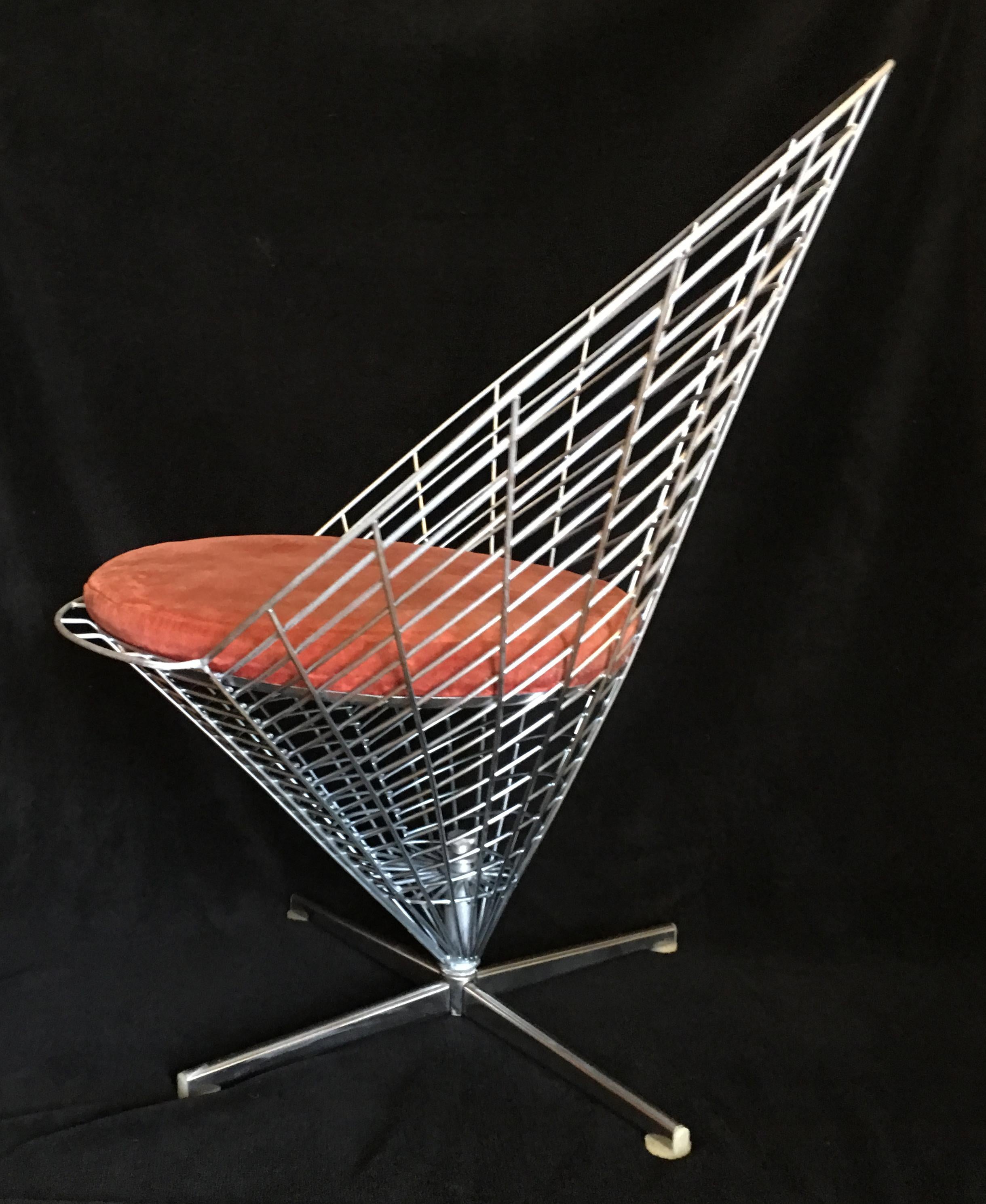 Acier 1re édition de la chaise cône en fil métallique modèle K2 de Verner Panton pour Plus Linje en vente