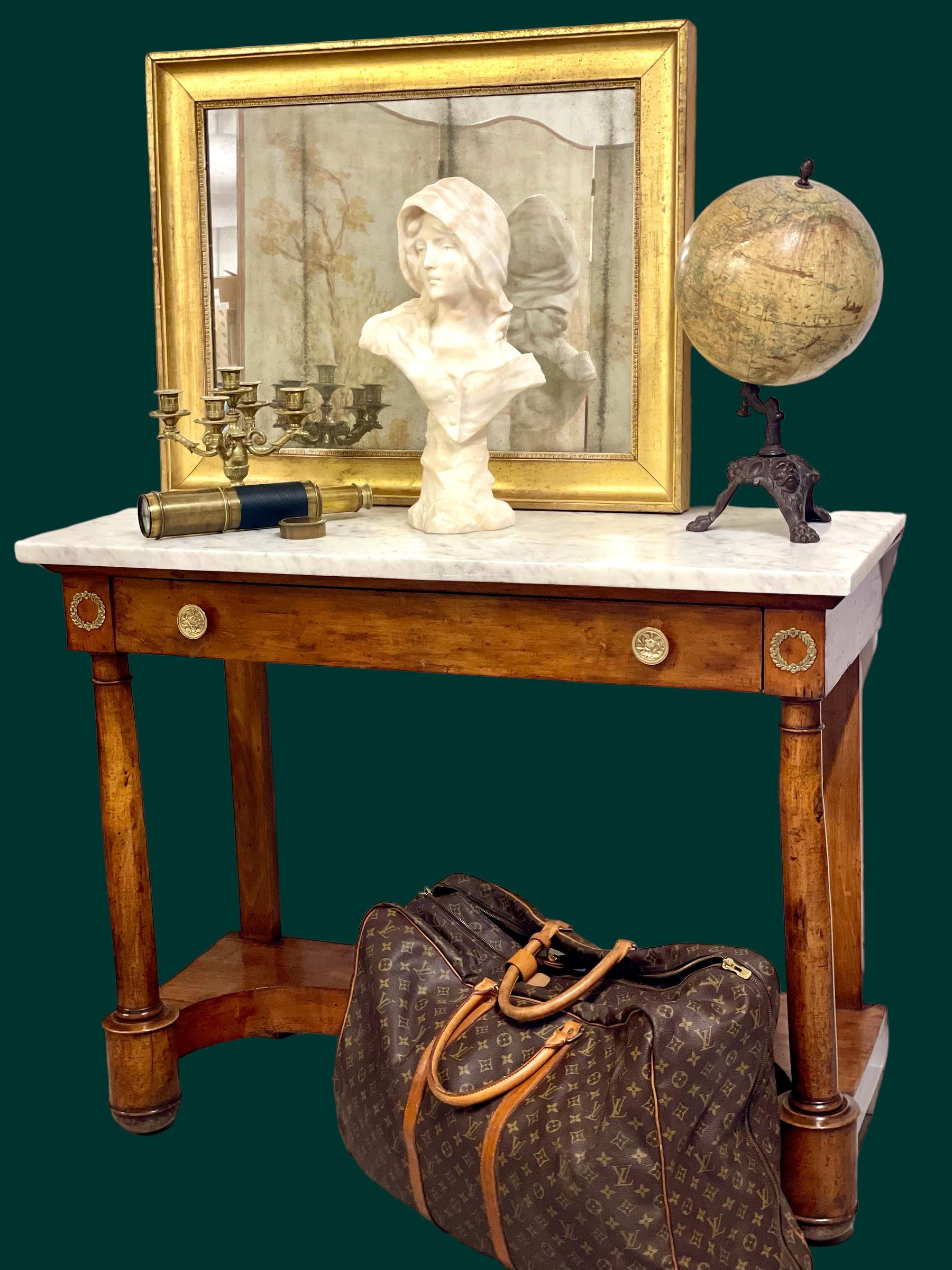 Table console d'époque Empire avec plateau en marbre datant du début du 19ème siècle en vente 2