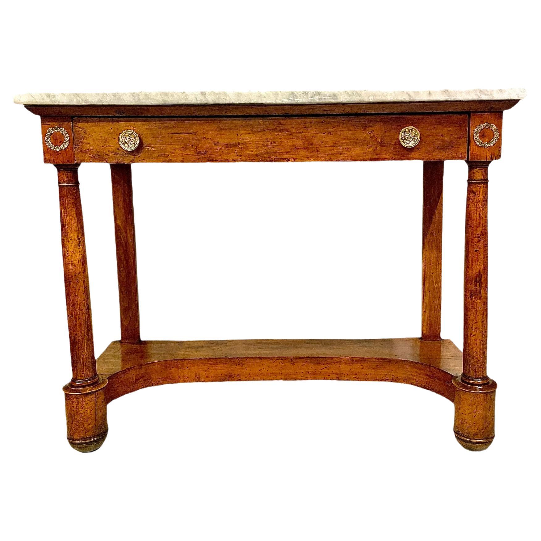 Table console d'époque Empire avec plateau en marbre datant du début du 19ème siècle en vente