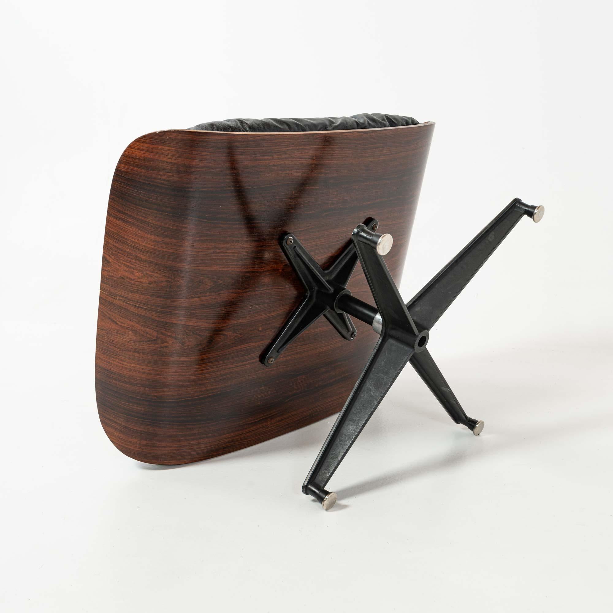 1ère génération 1956-1959 Chaise longue Eames et pouf Boot Glide en vente 6