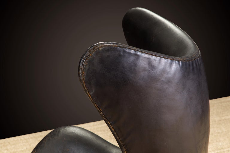 1st-Gen 1958 Arne Jacobsen Egg Chair for Fritz Hansen w Original Leather, Signed For Sale 10