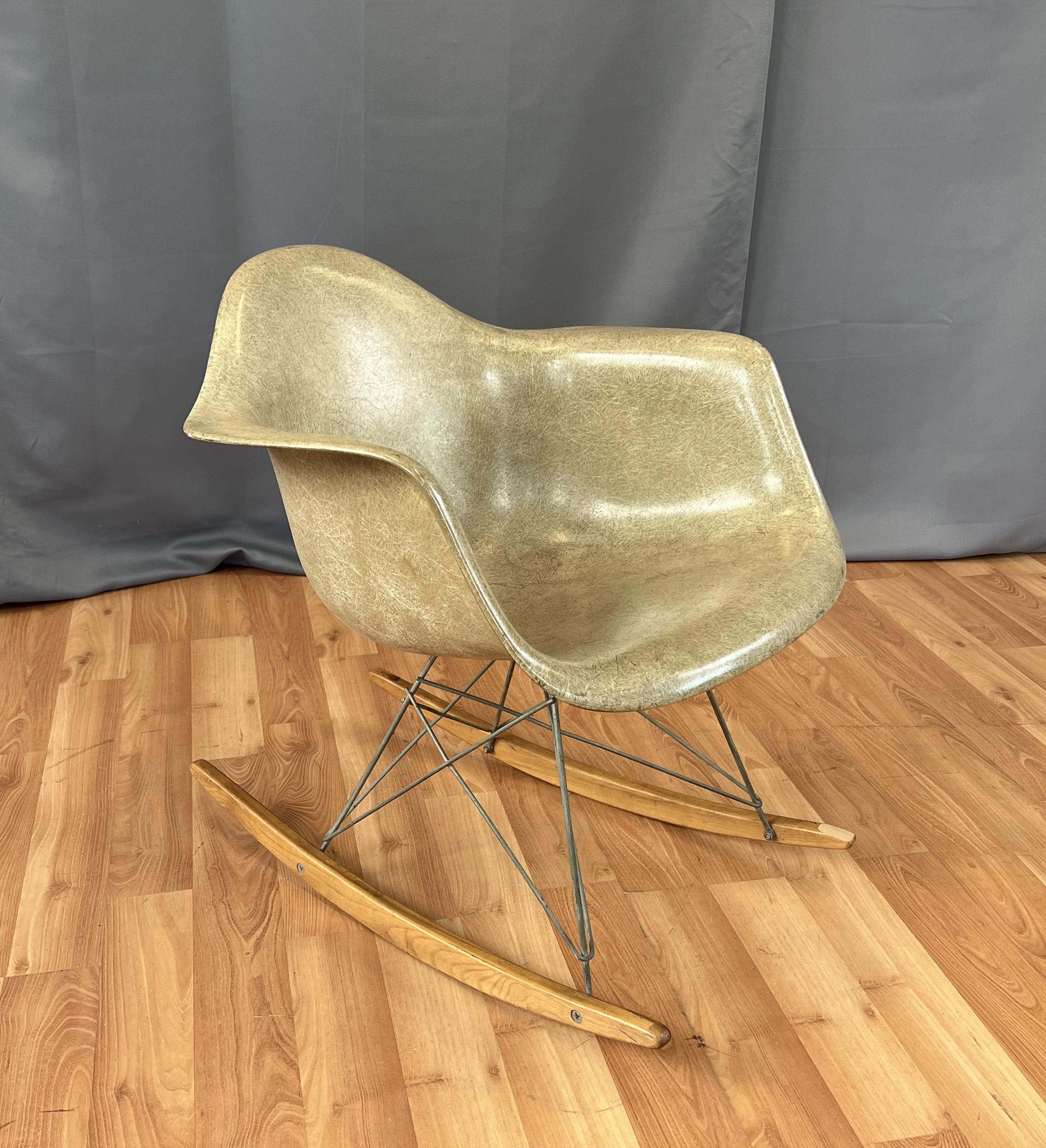 1st Gen Charles Eames, Herman Miller Zenith Rope Edge Rocker RAR Rare Base 10