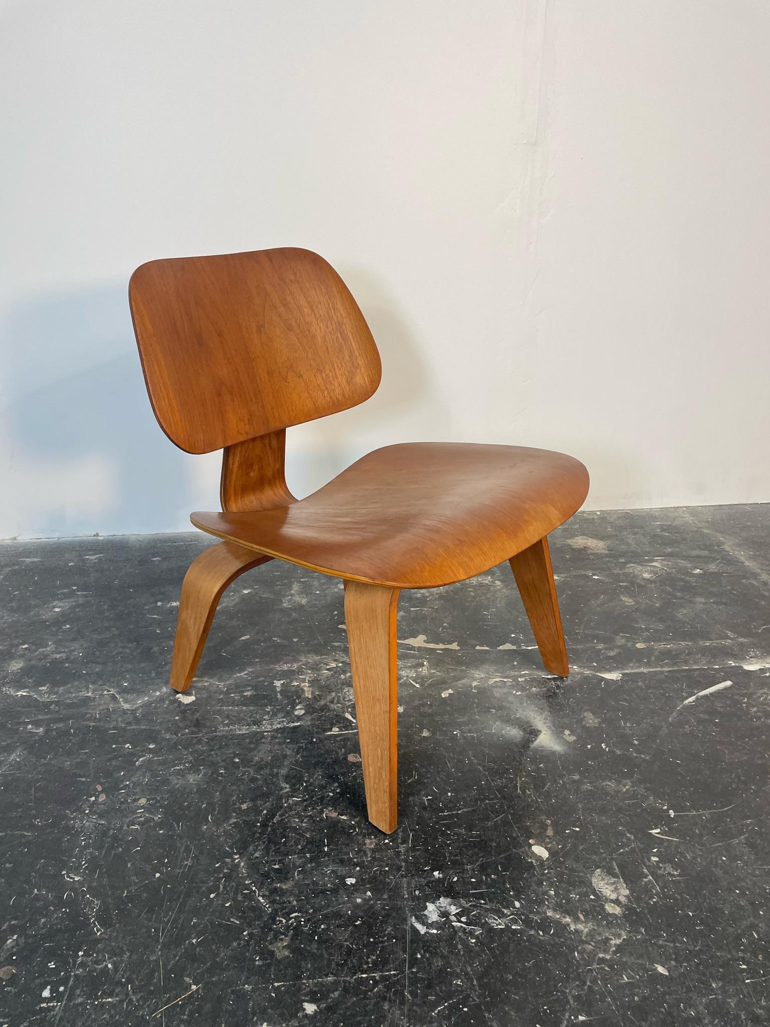 American 1st Gen. Eames LCW Evans Production for Herman Miller