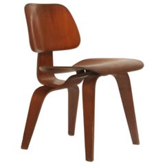 chaise DCW de 1ère génération Charles Eames pour Evans Products Company:: 1947:: Signé