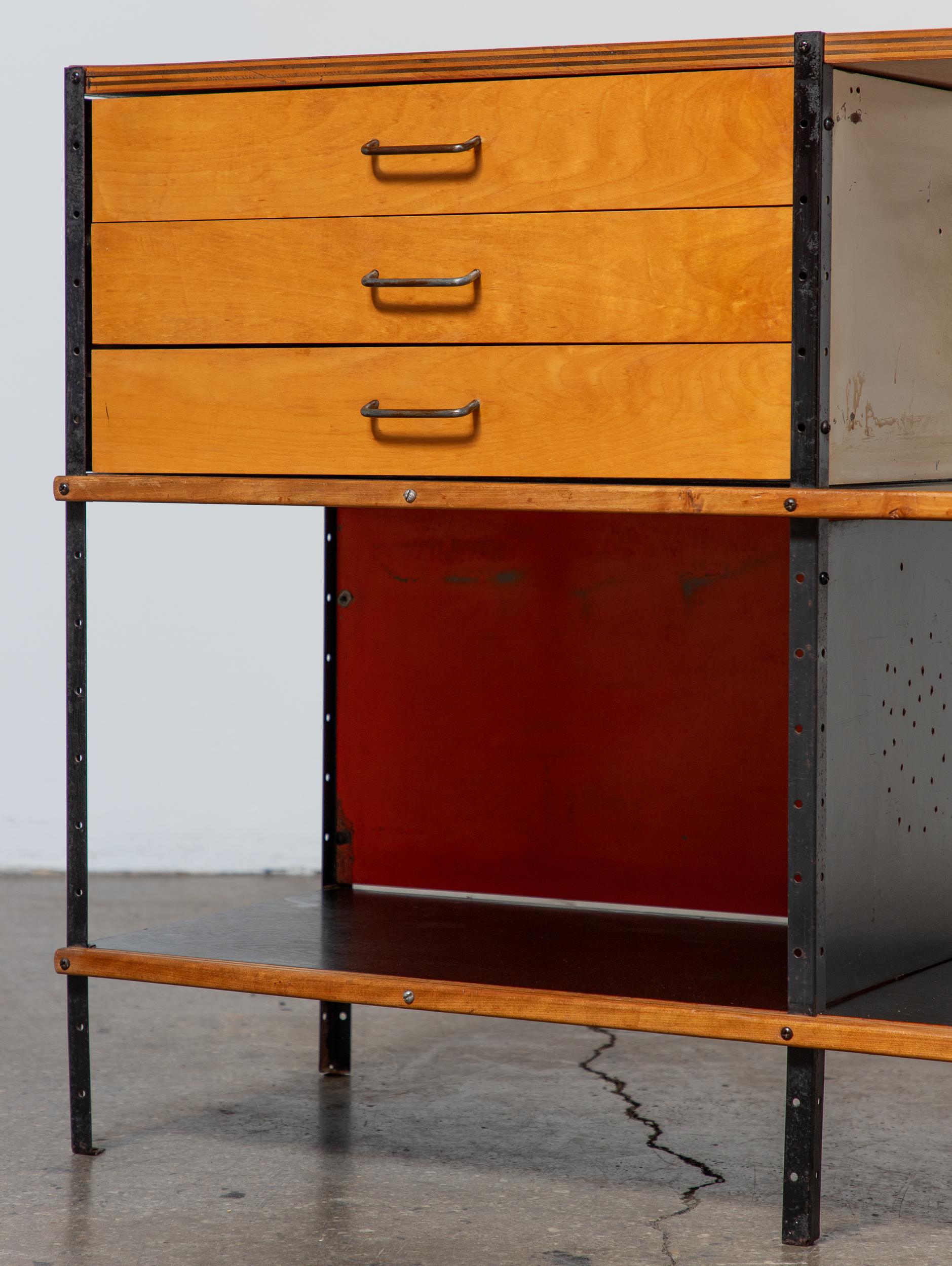 A.I.C. 220-C di prima generazione per Herman Miller, in rosso, blu e giallo in vendita 4
