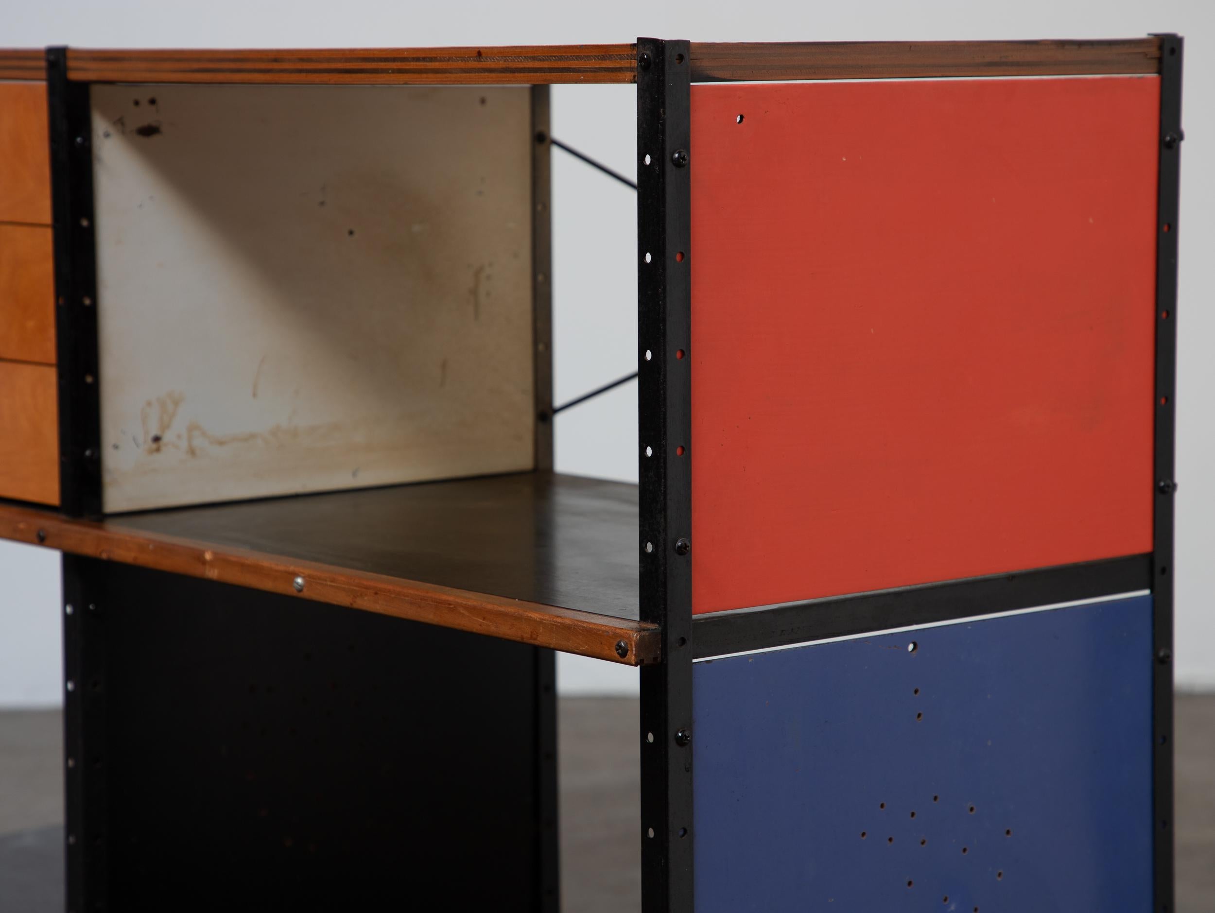 Acciaio A.I.C. 220-C di prima generazione per Herman Miller, in rosso, blu e giallo in vendita
