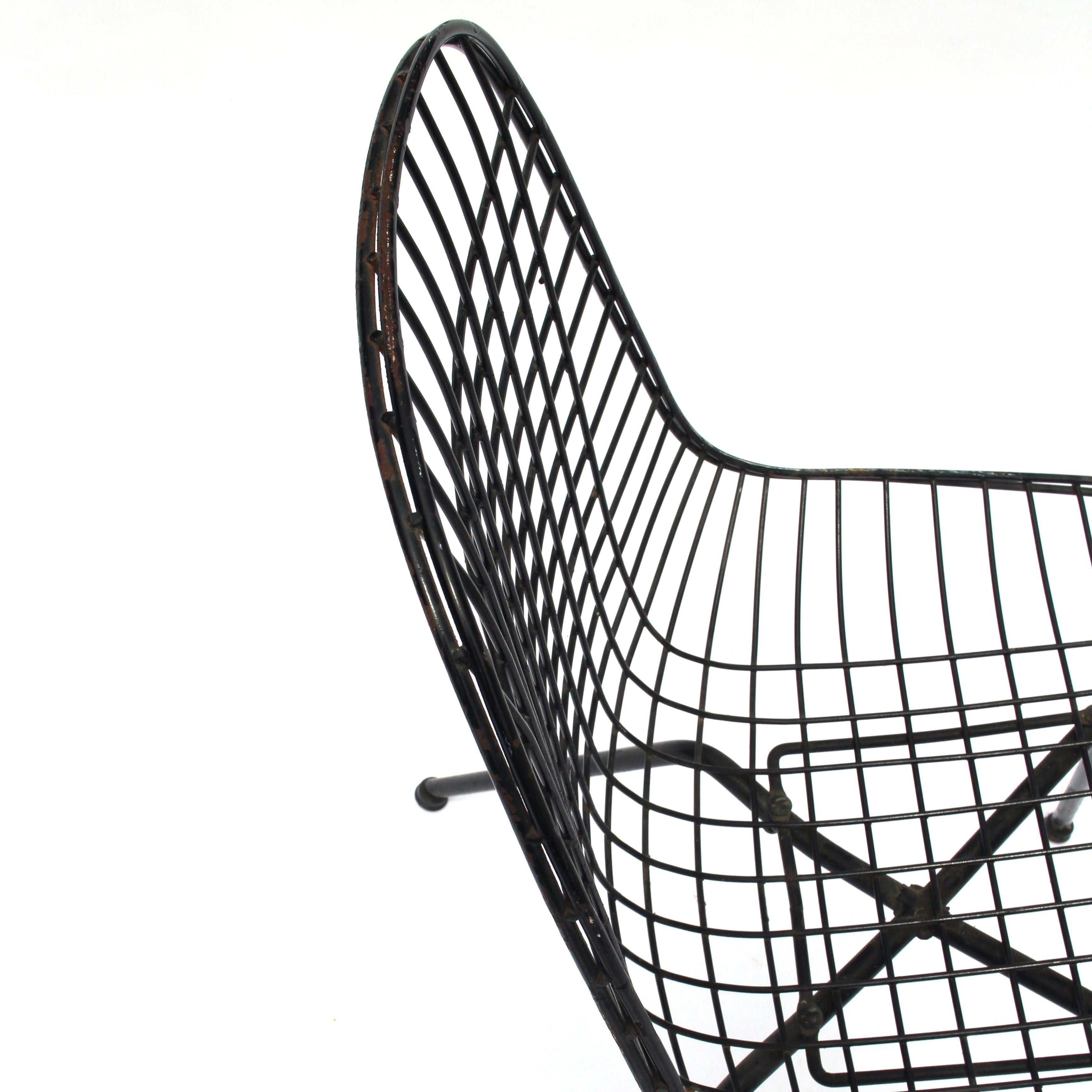Sedia laterale in rete metallica Eames LKX di prima generazione 1951 in vendita 4