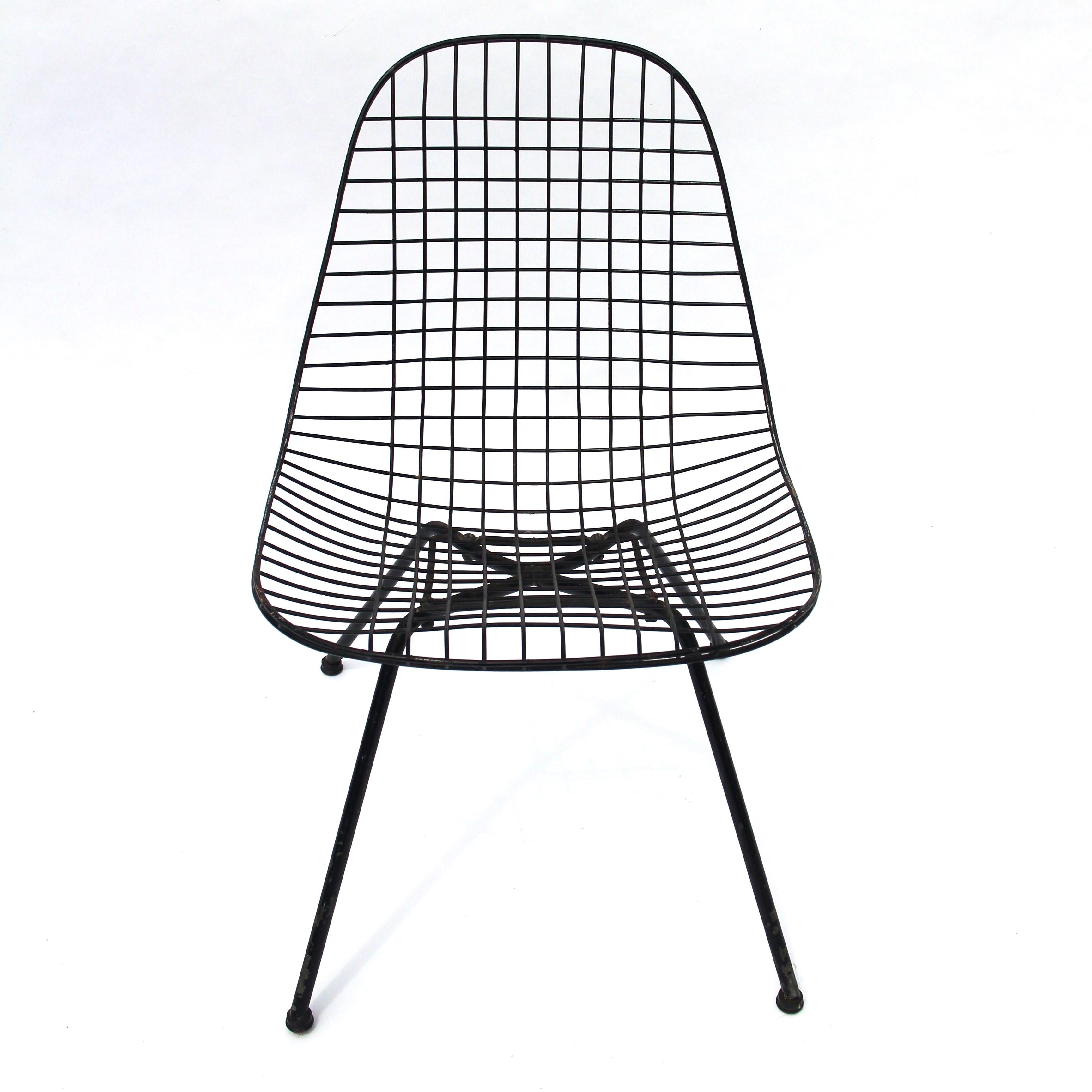 Hard-to-find First Generation Eames LKX (Low/Wire/X-base) lounge chairs, only made one year with this configuration; 1951. Made by Charles & Ray Eames for Herman Miller.  Various areas of wear/oxidation, please see pictures. The legs are solid, the