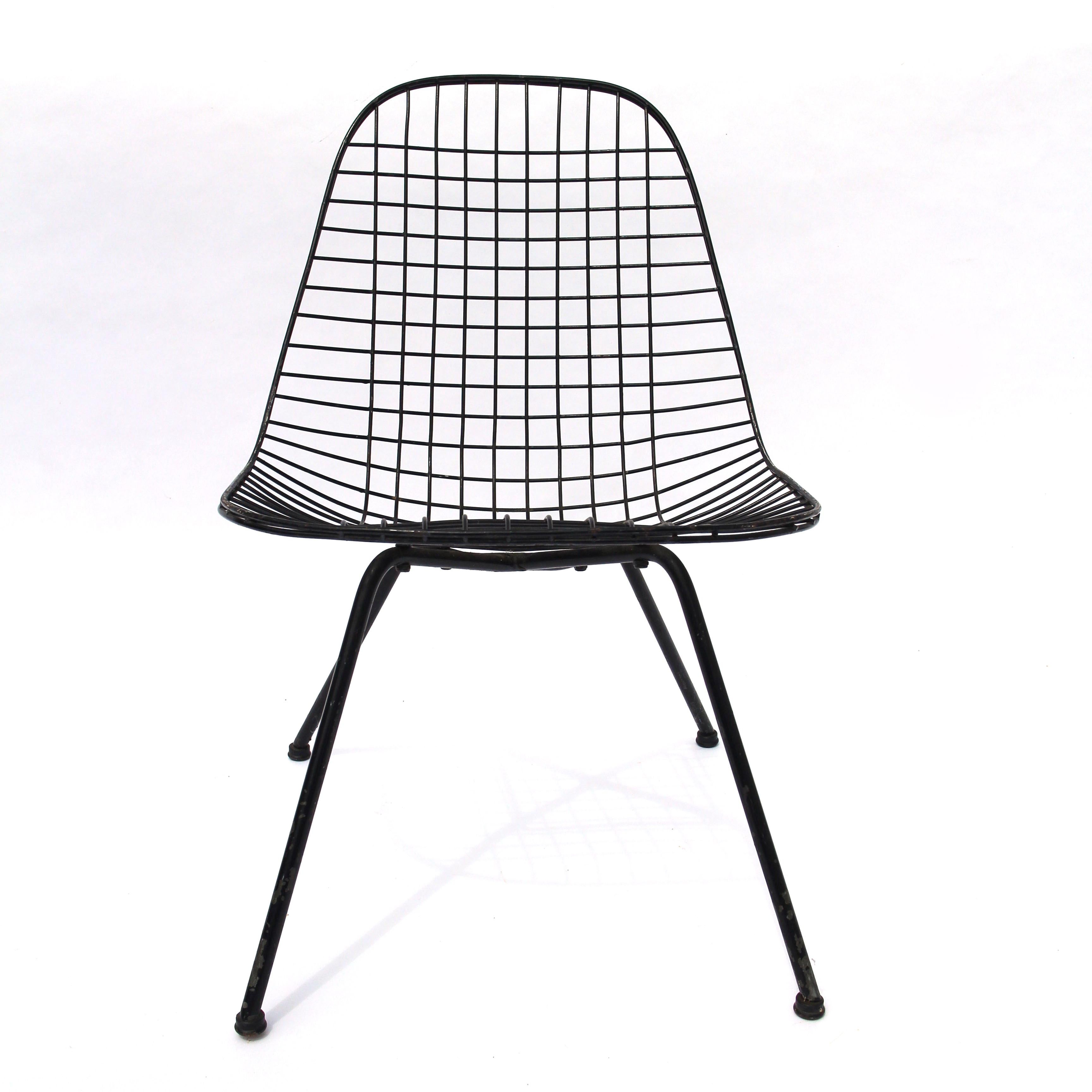 Mid-Century Modern 1st Generation Eames LKX Lounge Wire Mesh Side Chair 1951 For Sale