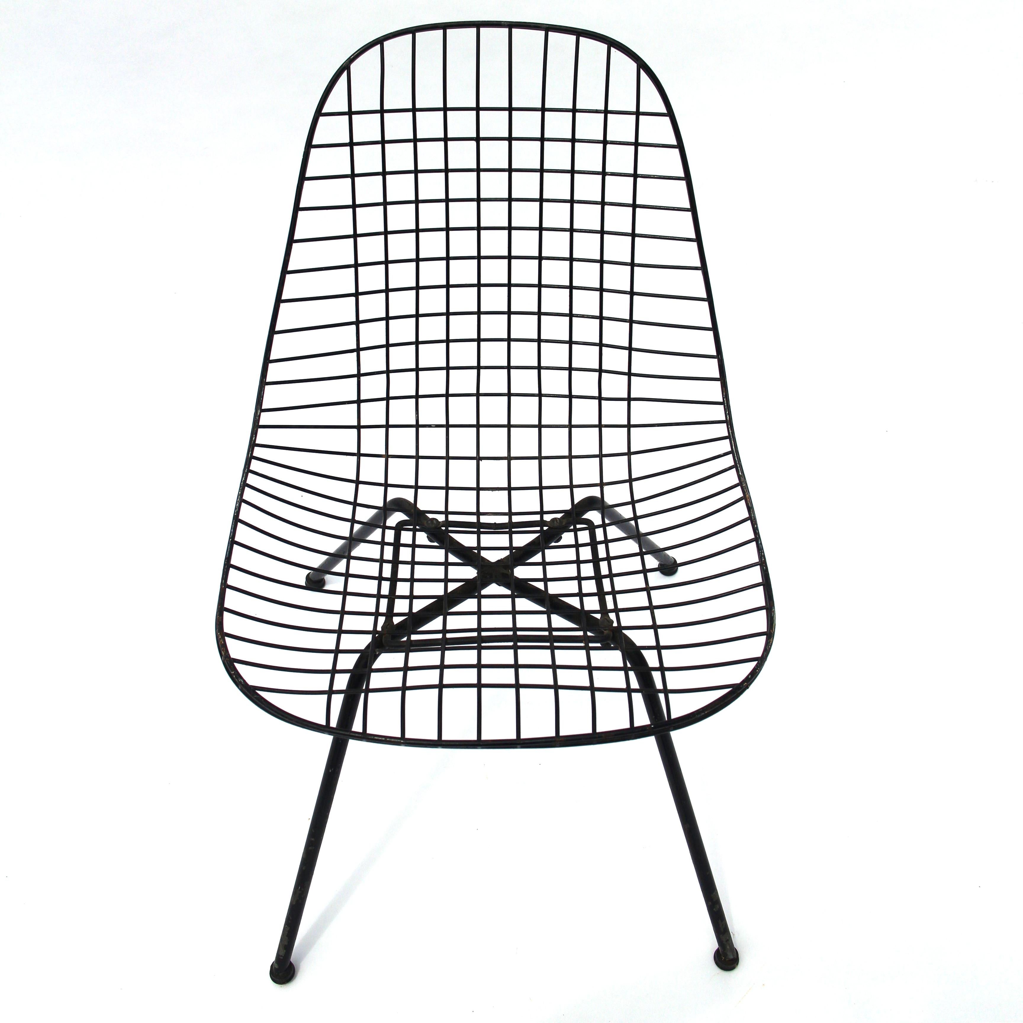 Metalwork 1st Generation Eames LKX Lounge Wire Mesh Side Chair 1951 For Sale