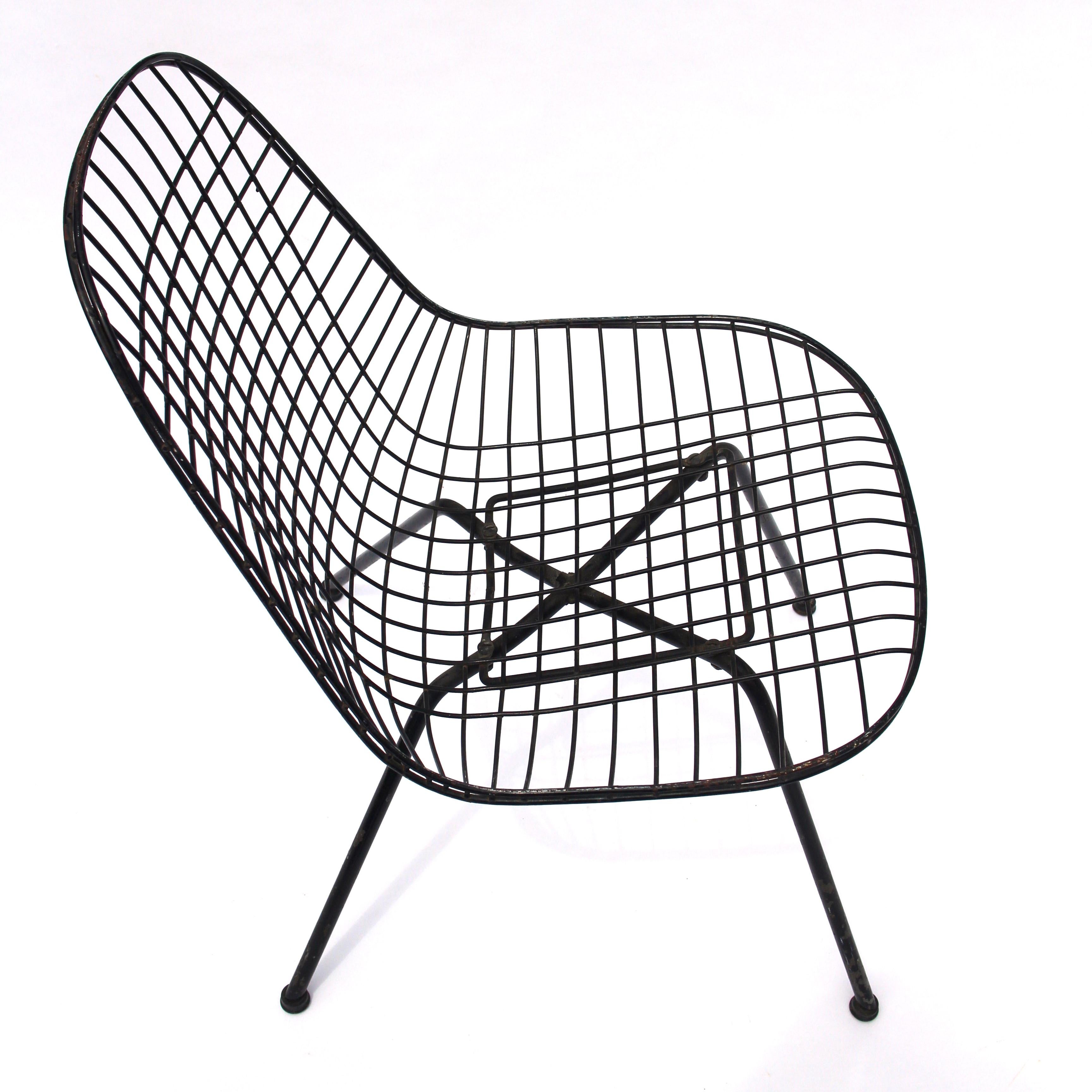 Metà XX secolo Sedia laterale in rete metallica Eames LKX di prima generazione 1951 in vendita