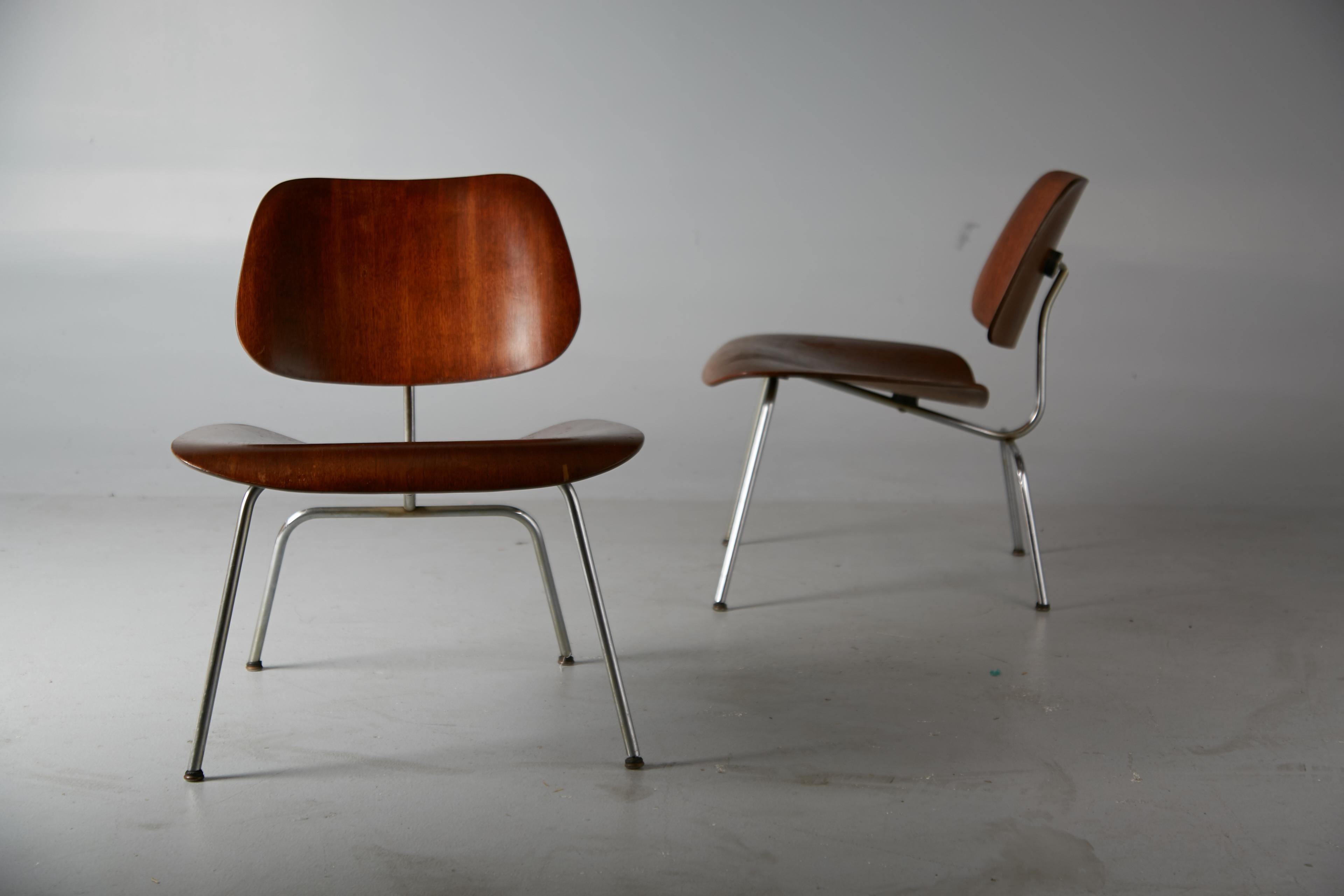 Plywood 1st Generation Evans Production Charles and Ray Eames LCM Chairs, 1946, Signed