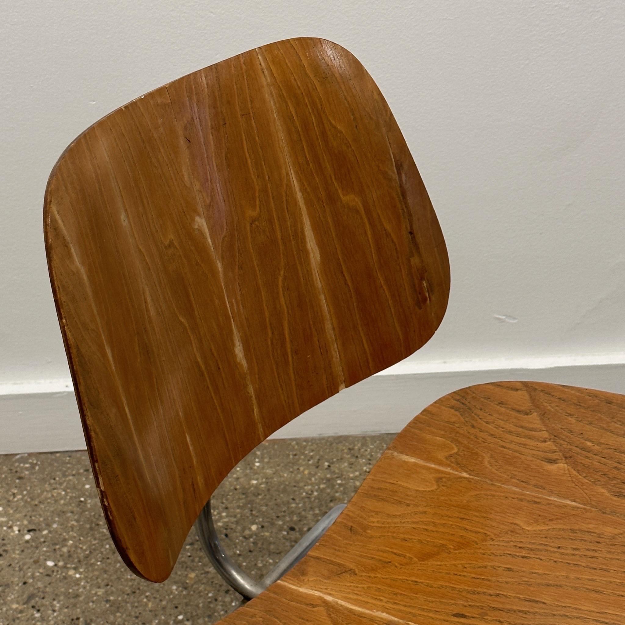 Sedie LCM di prima generazione di Charles and Ray Eames per Herman Miller In condizioni buone in vendita a Chicago, IL