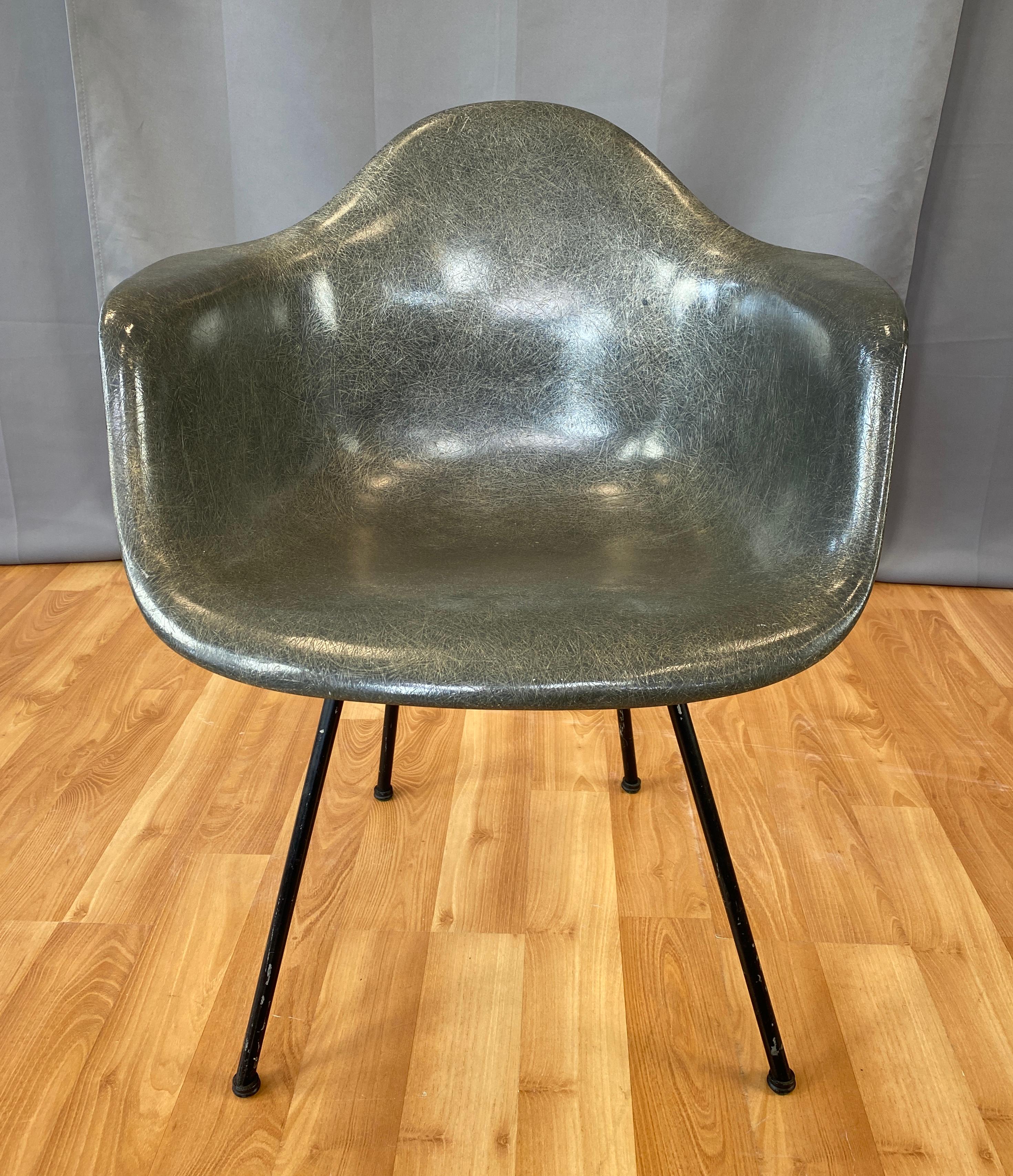 Mid-Century Modern 1st Generation Zenith Plastic Rope Edge Chair, Charles Eames for Herman Miller A