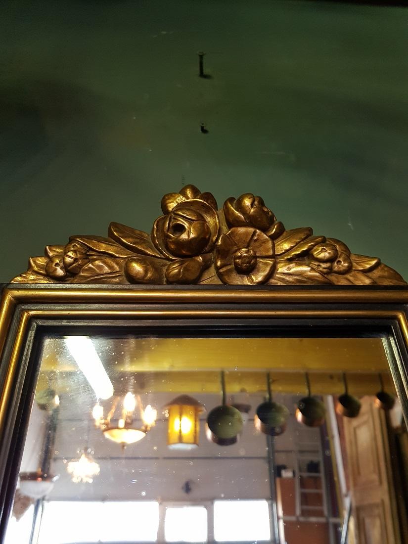 First Half of the 20th Century Gilt Louis XVI Style Dutch Mirror, from Amsterdam In Good Condition For Sale In Raalte, NL