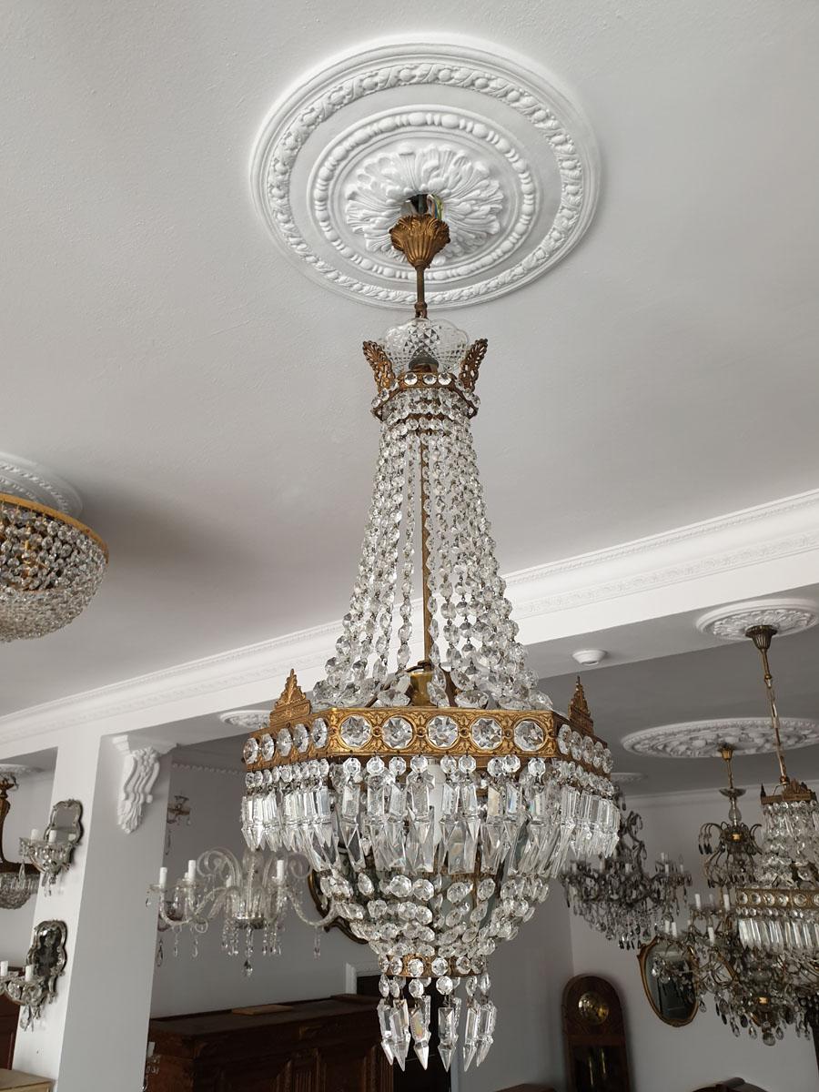 European First Half of the 20th Century Crystal Chandelier For Sale