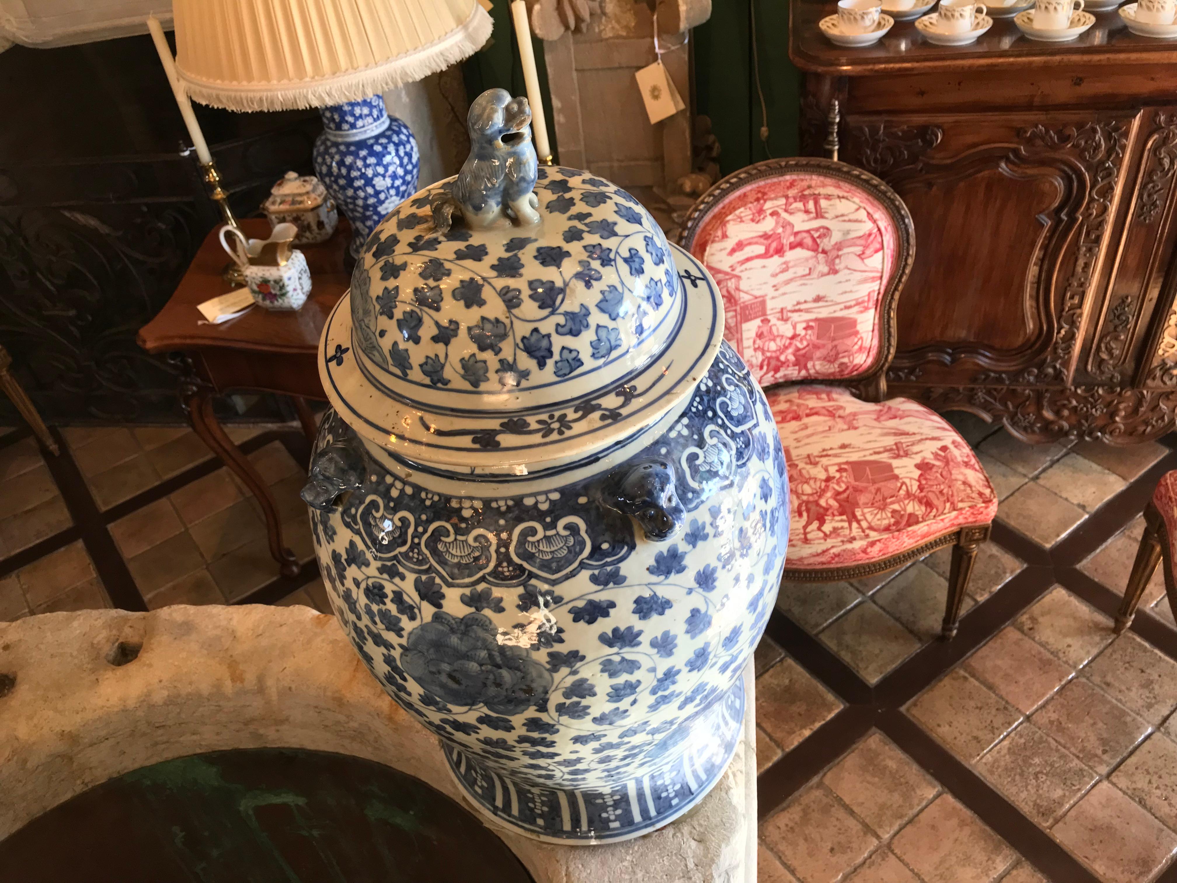 Glazed Antique Blue & White Chinese Large Lidded Temple Jar Vase Antiques Los Angeles For Sale