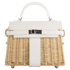 Hermès Mini Kelly: Modern Must-Have, Handbags & Accessories