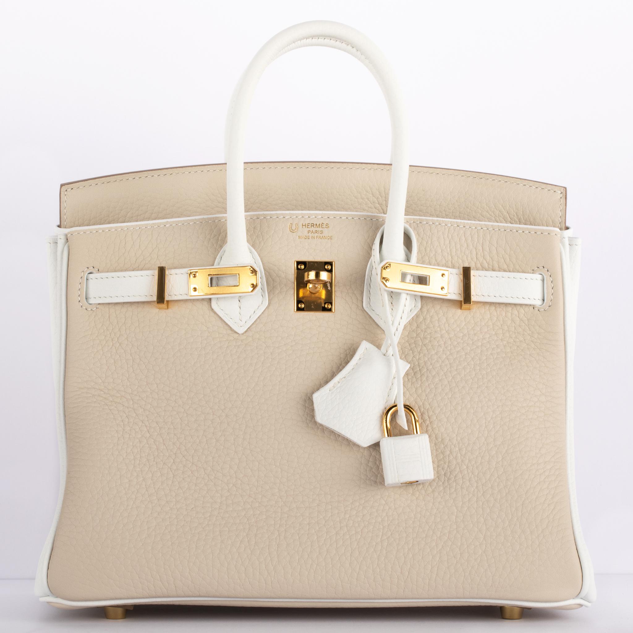 1stdibs Exclusives Hermes Birkin 25cm Craie & White Clemence Gold Hardware In New Condition In Sydney, New South Wales
