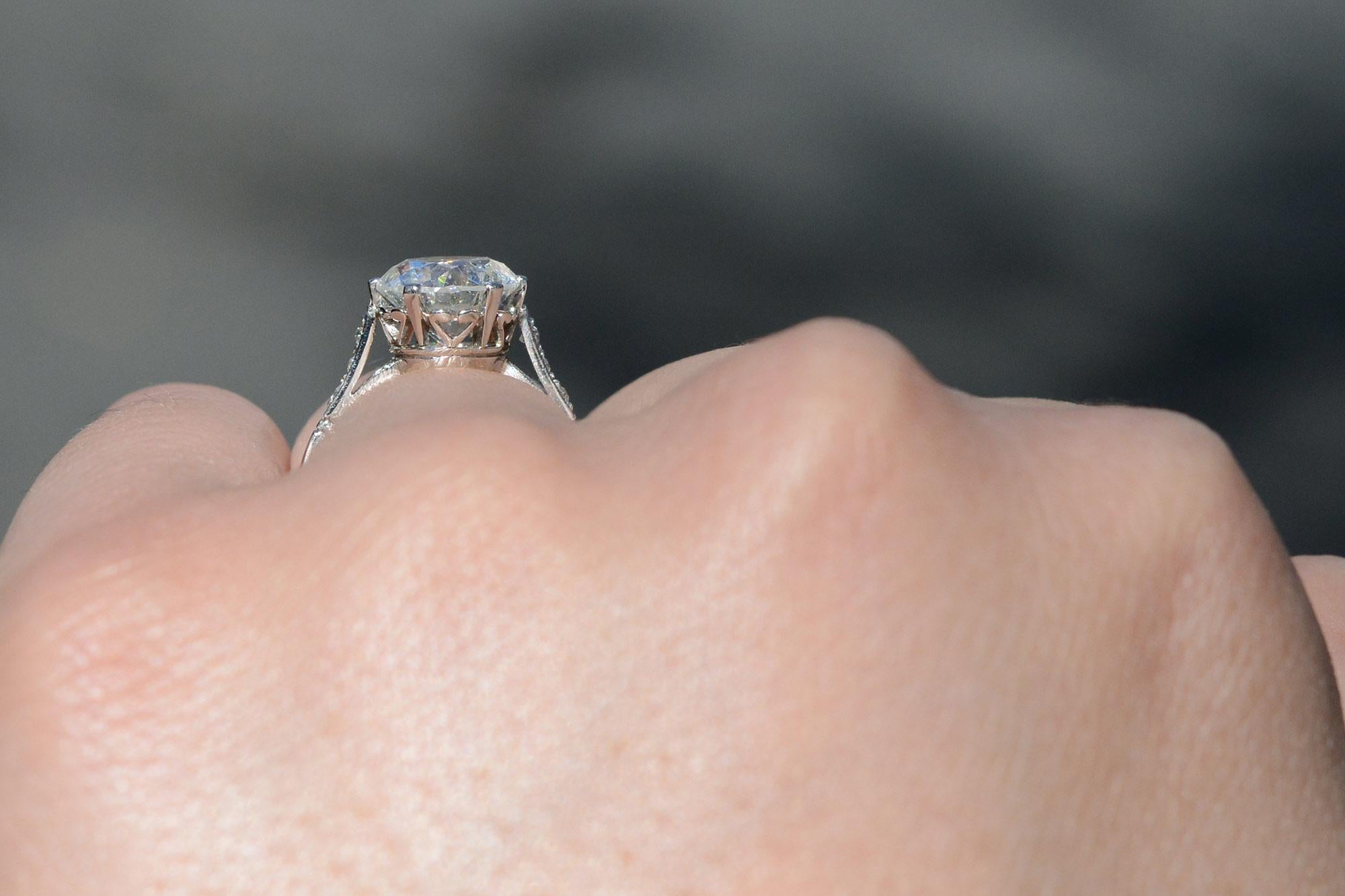 Anillo de compromiso Art Decó con diamante solitario de 2 1/2 quilates certificado por GIA Corte brillante