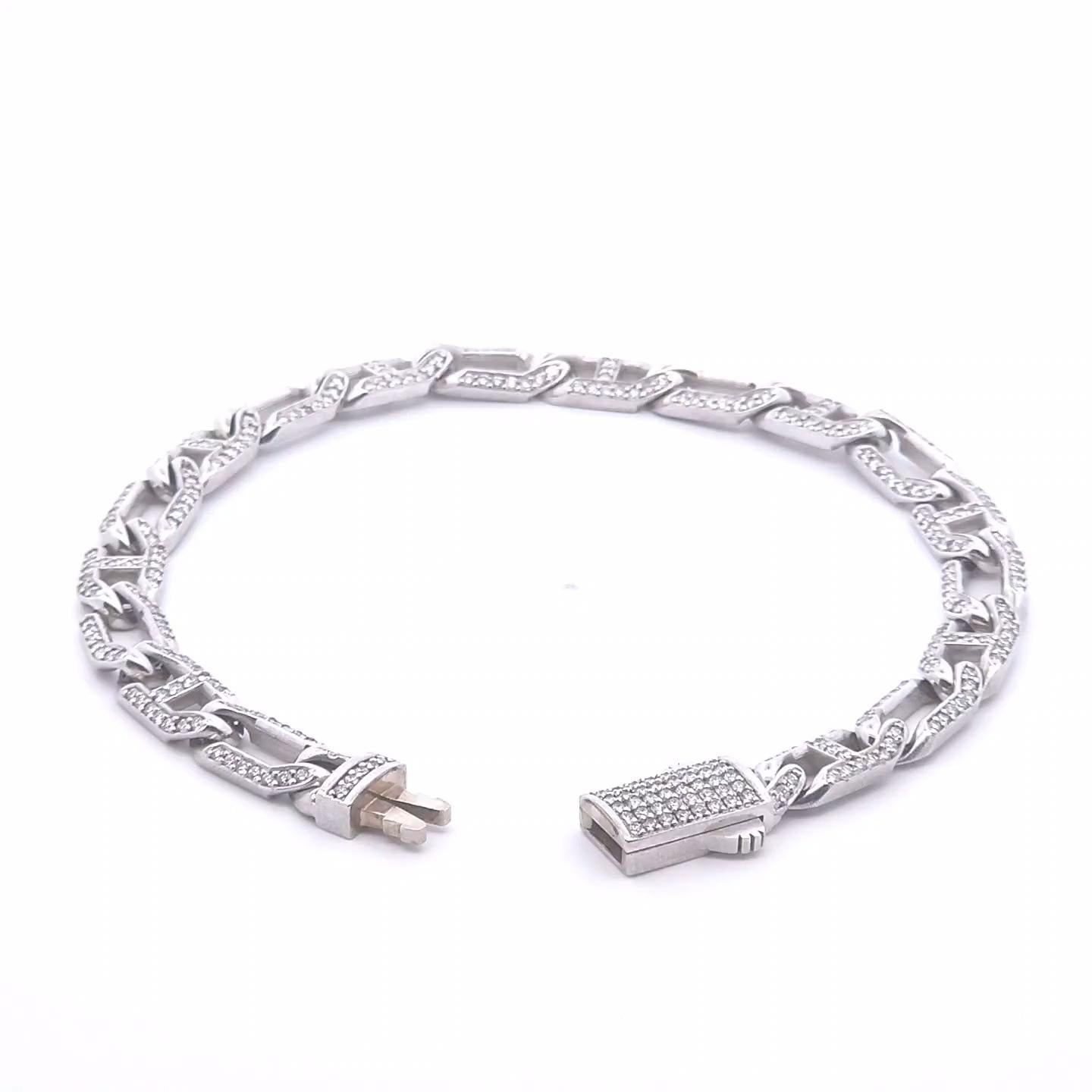 Round Cut 2 1/2ct Gents Diamond Bracelet in 14k White Gold For Sale