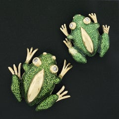 (2) 18k Gold Pair Of Textured Green Enamel Mother & Baby Frog Diamond Pin Brooch