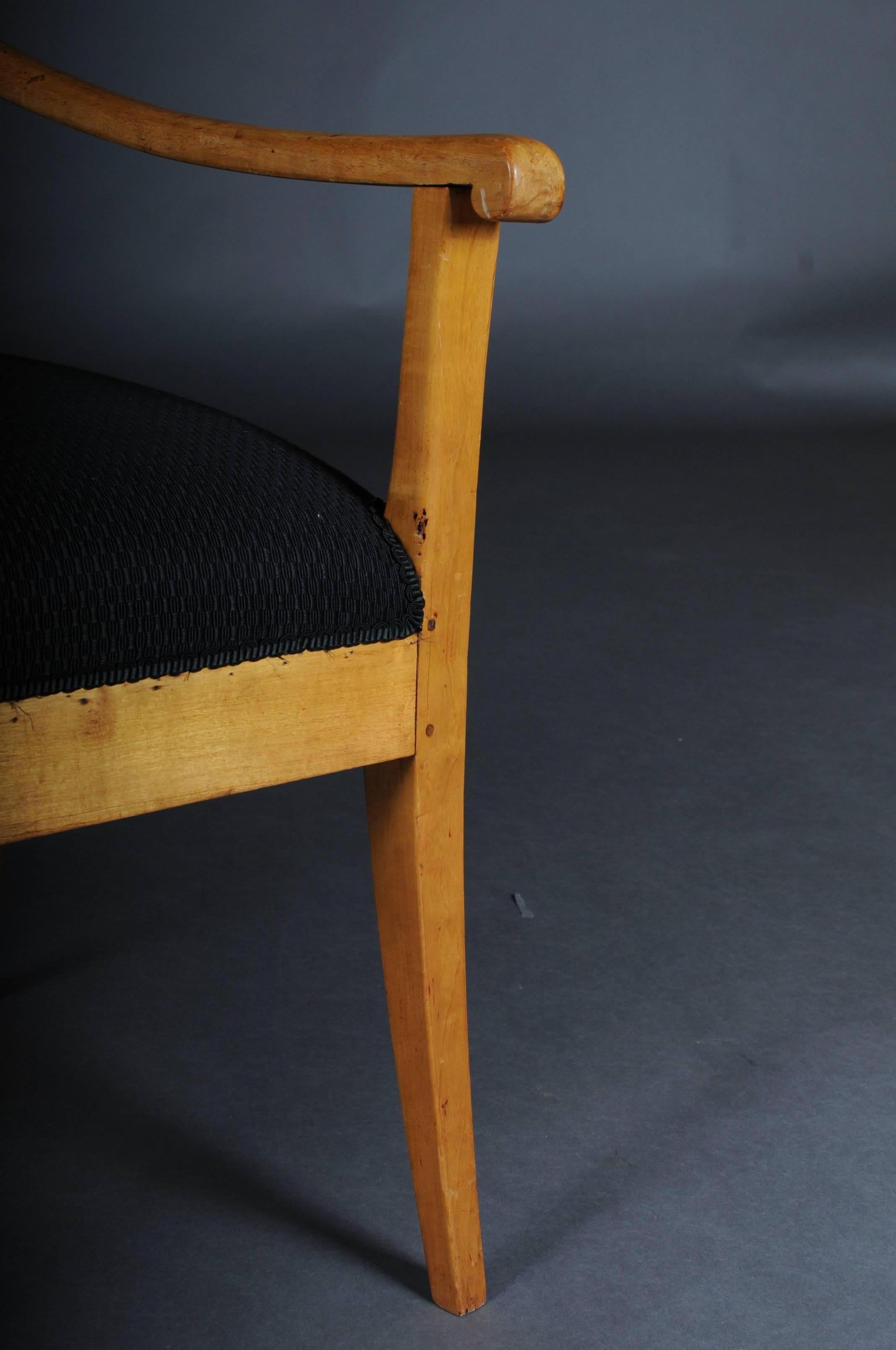 Zwei Biedermeier-Sessel aus massivem Birkenholz aus dem 19. Jahrhundert im Angebot 3