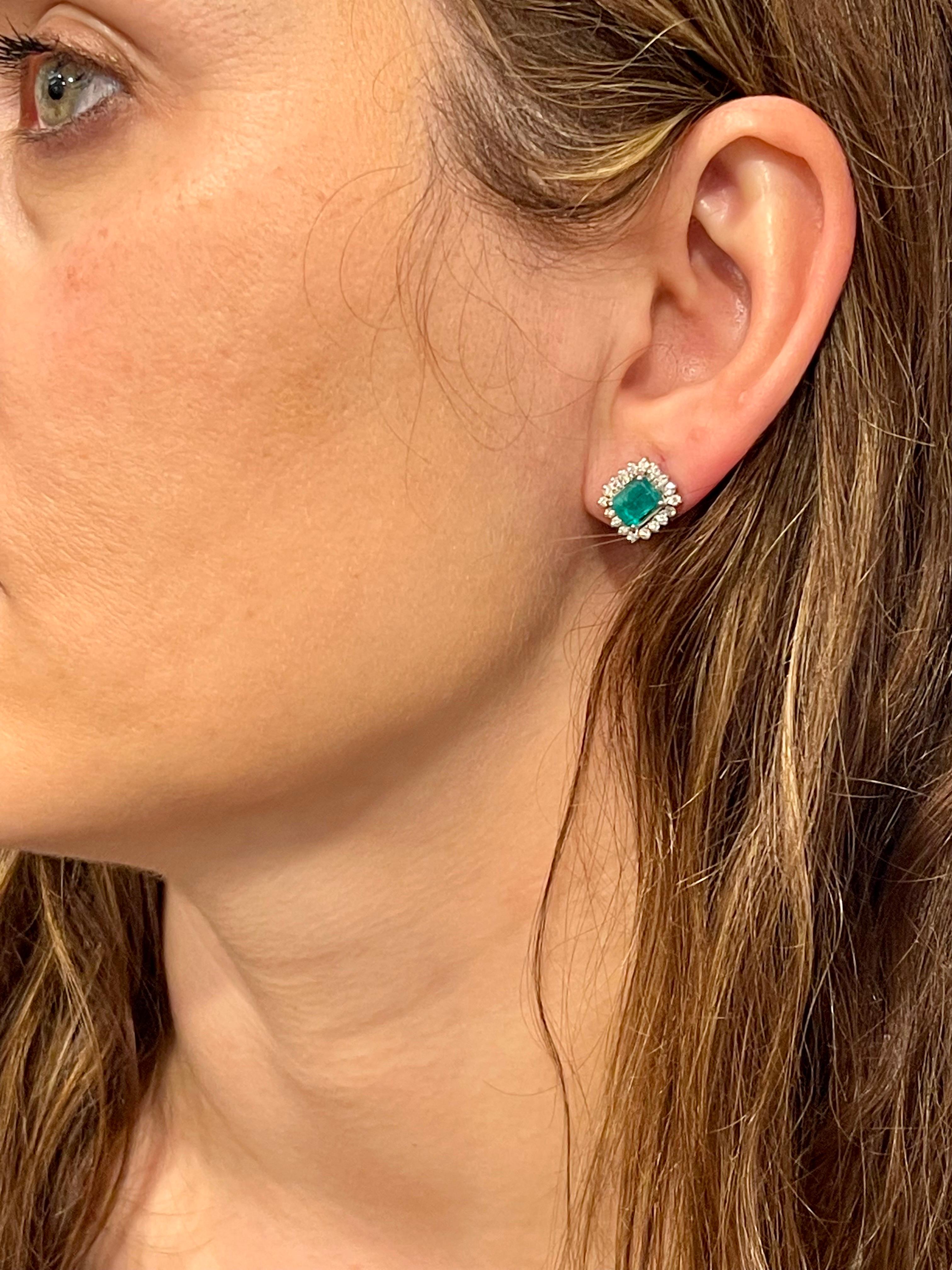 2. 25 Karat kolumbianischer Smaragd im Smaragdschliff & Diamant-Ohrringe 18 Karat Weißgold 6
