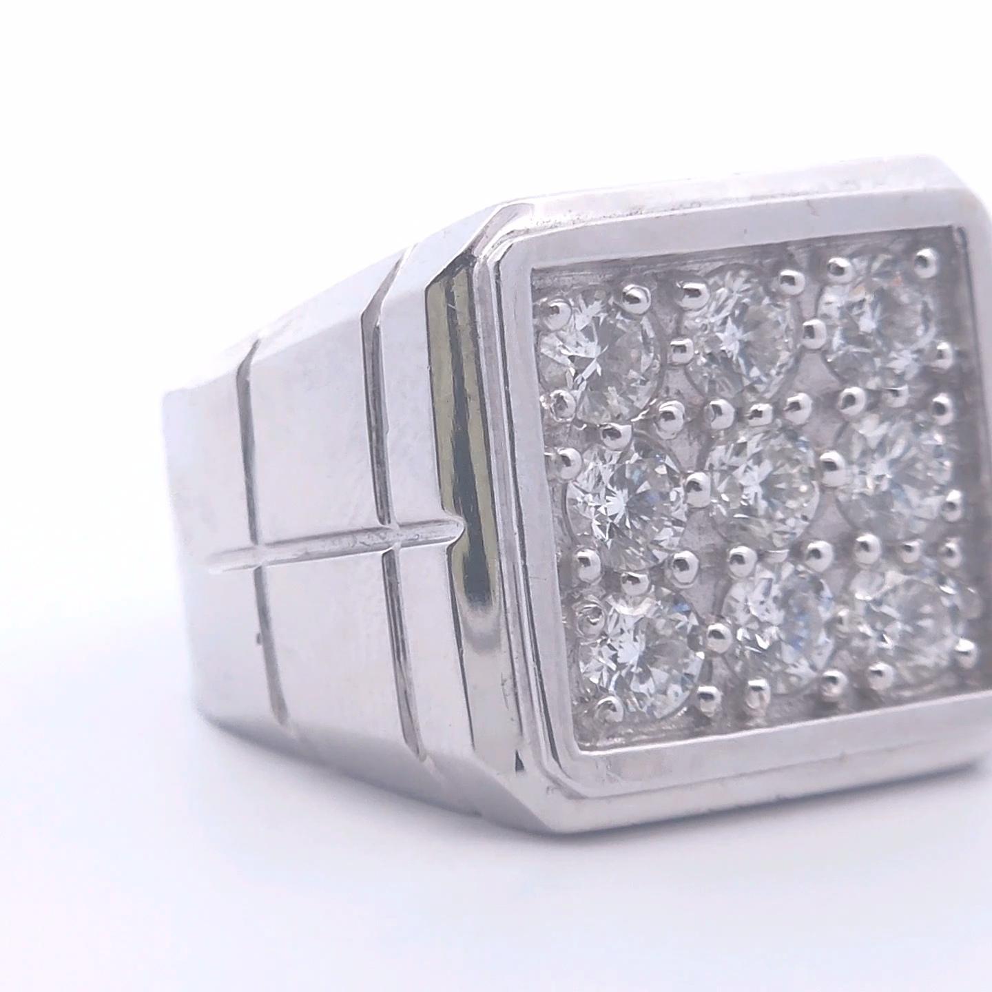 Round Cut 2 3/4 Carat Diamond Men's Ring in 18k Gold