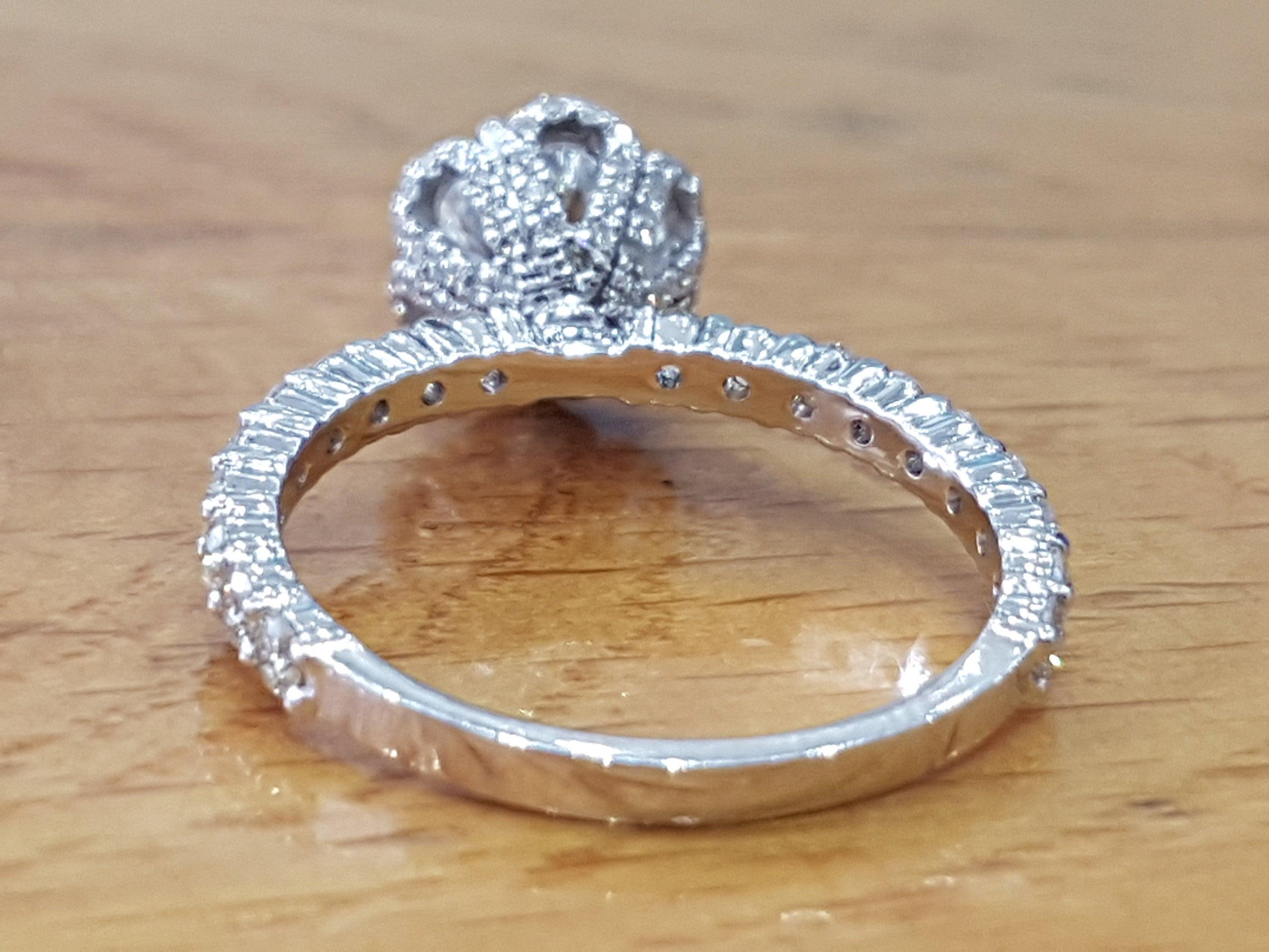 Round Cut 2 3/4 Carat Diamond 14 Karat White Gold Round Engagement Ring, Diamond Halo Ring