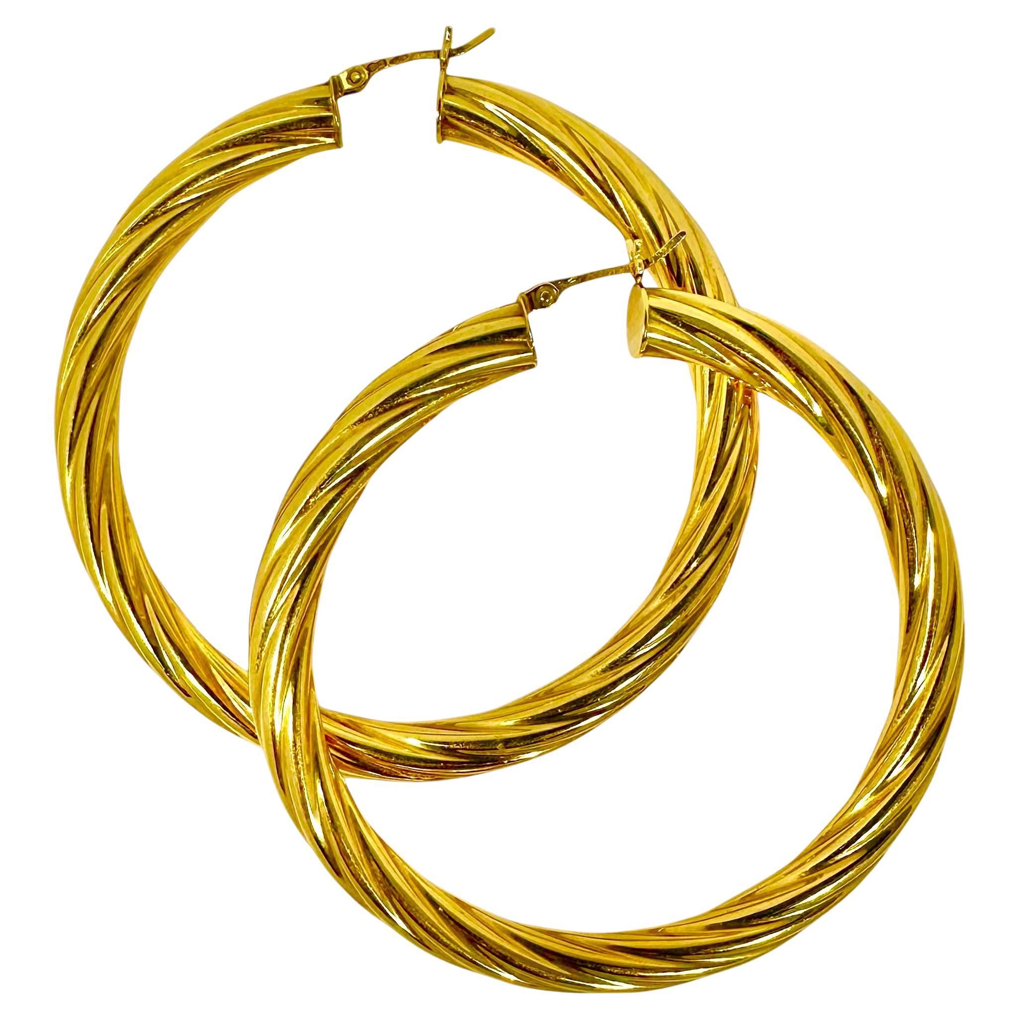 2 3/8 Zoll Durchmesser 18K Gelbgold Creolen des italienischen Herstellers Unoaerre