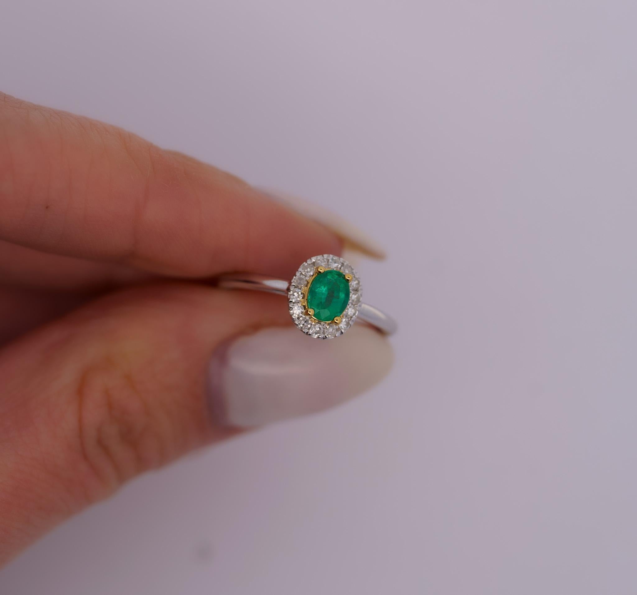 2/3 Carat Natural Emerald & Diamond Oval Halo 1.7mm Band Ring in 18K White Gold For Sale 2