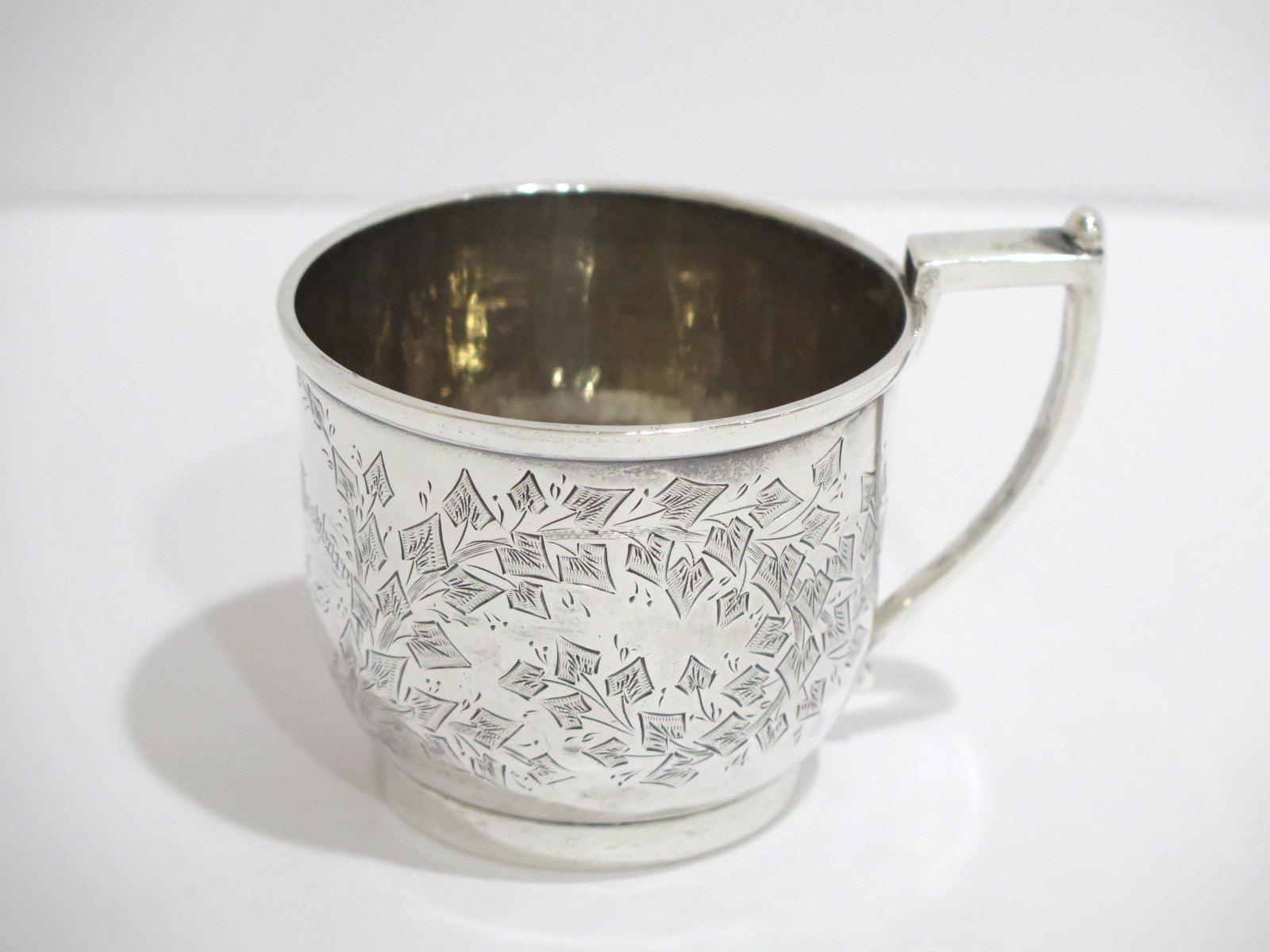 Coin Silver Shreve Crump & Low Boston Antique c. 1873 Leaves Baby Cup In Good Condition In Brooklyn, NY